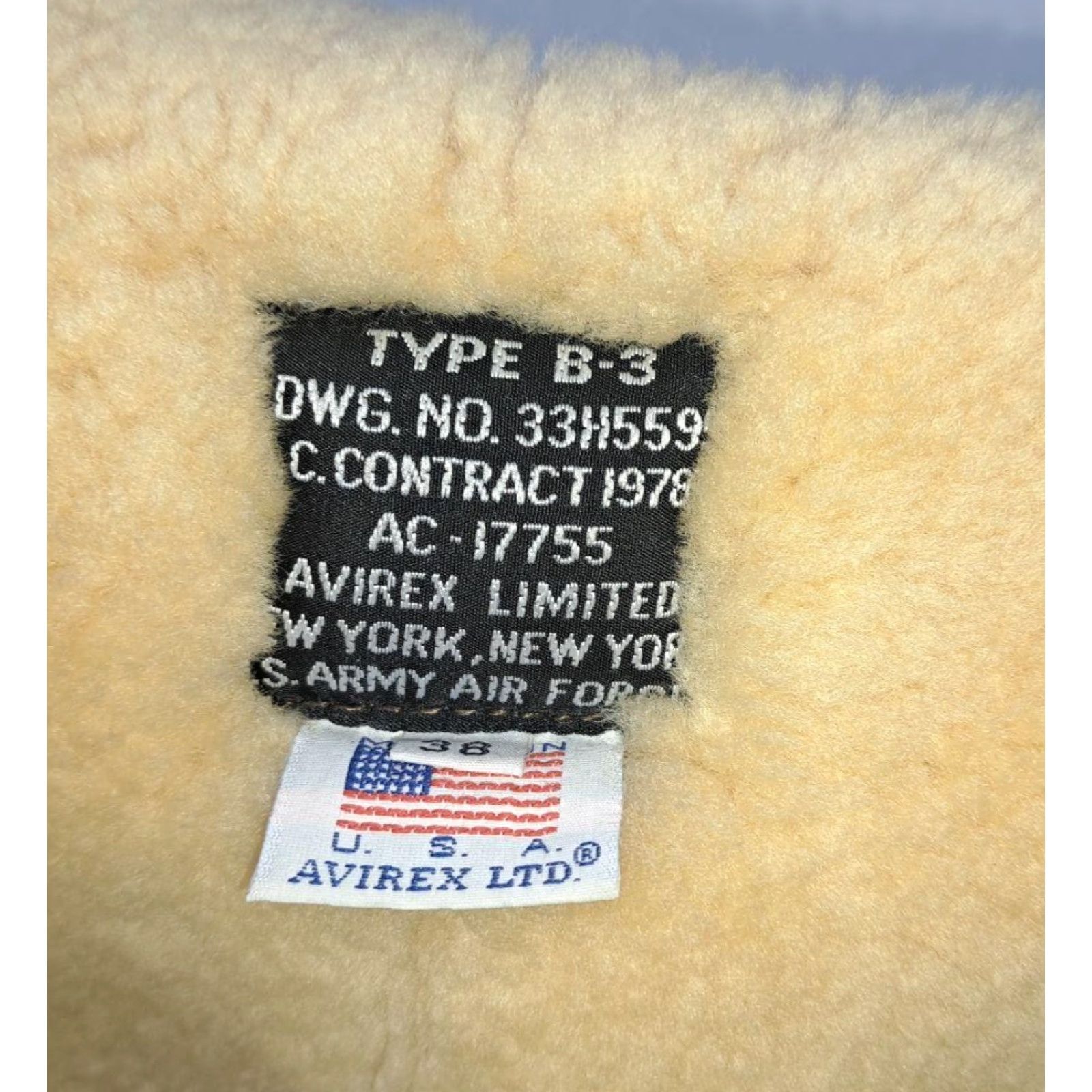 Avirex AVIREX B-3 Shearling Leather Bomber Jacket Men Brown Size 38 Vintage Full Zip Wool Lining Casual, Travel, Workwear USA 90s Classic Retro Logo Size US XXS / EU 40 - 7 Thumbnail