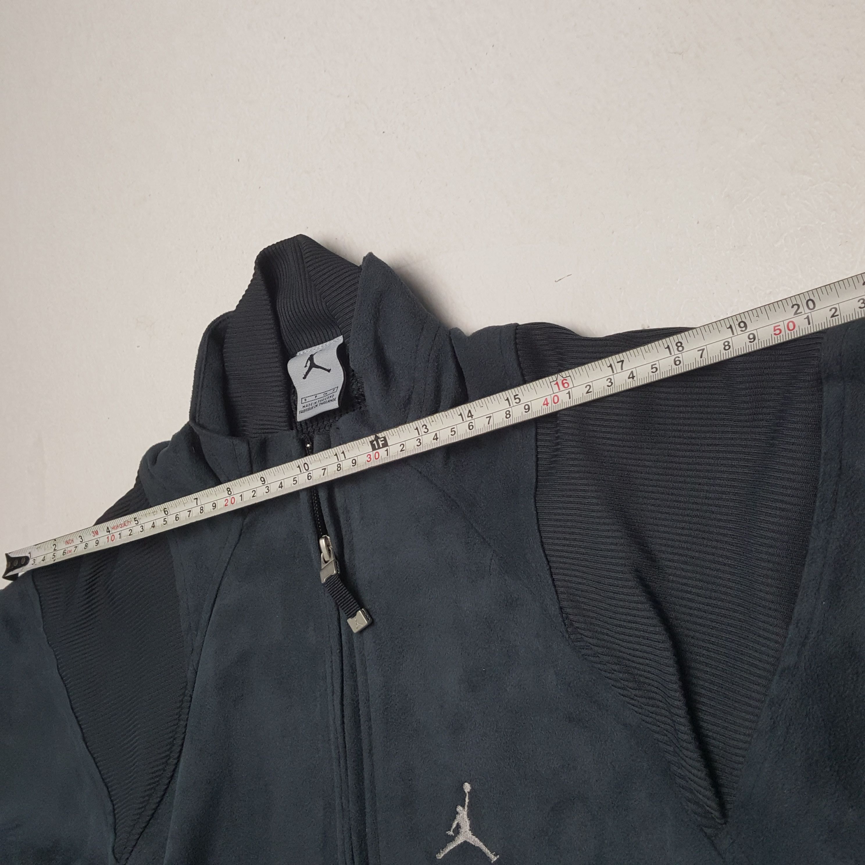 Vintage AIR JORDAN Small Logo Design Sweater Jacket Size US S / EU 44-46 / 1 - 5 Thumbnail