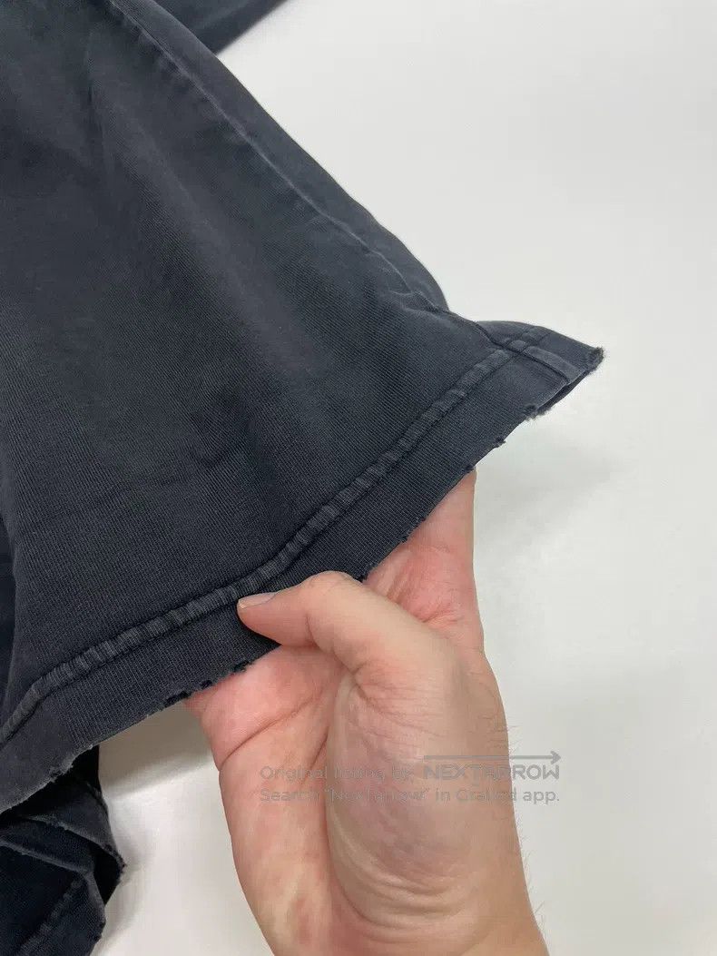 Balenciaga Balenciaga T-shirt Size US S / EU 44-46 / 1 - 4 Thumbnail