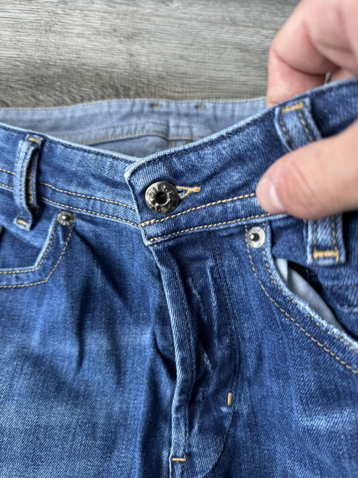Diesel Diesel Akee Men's Blue Faded Jeans Size US 32 / EU 48 - 13 Thumbnail