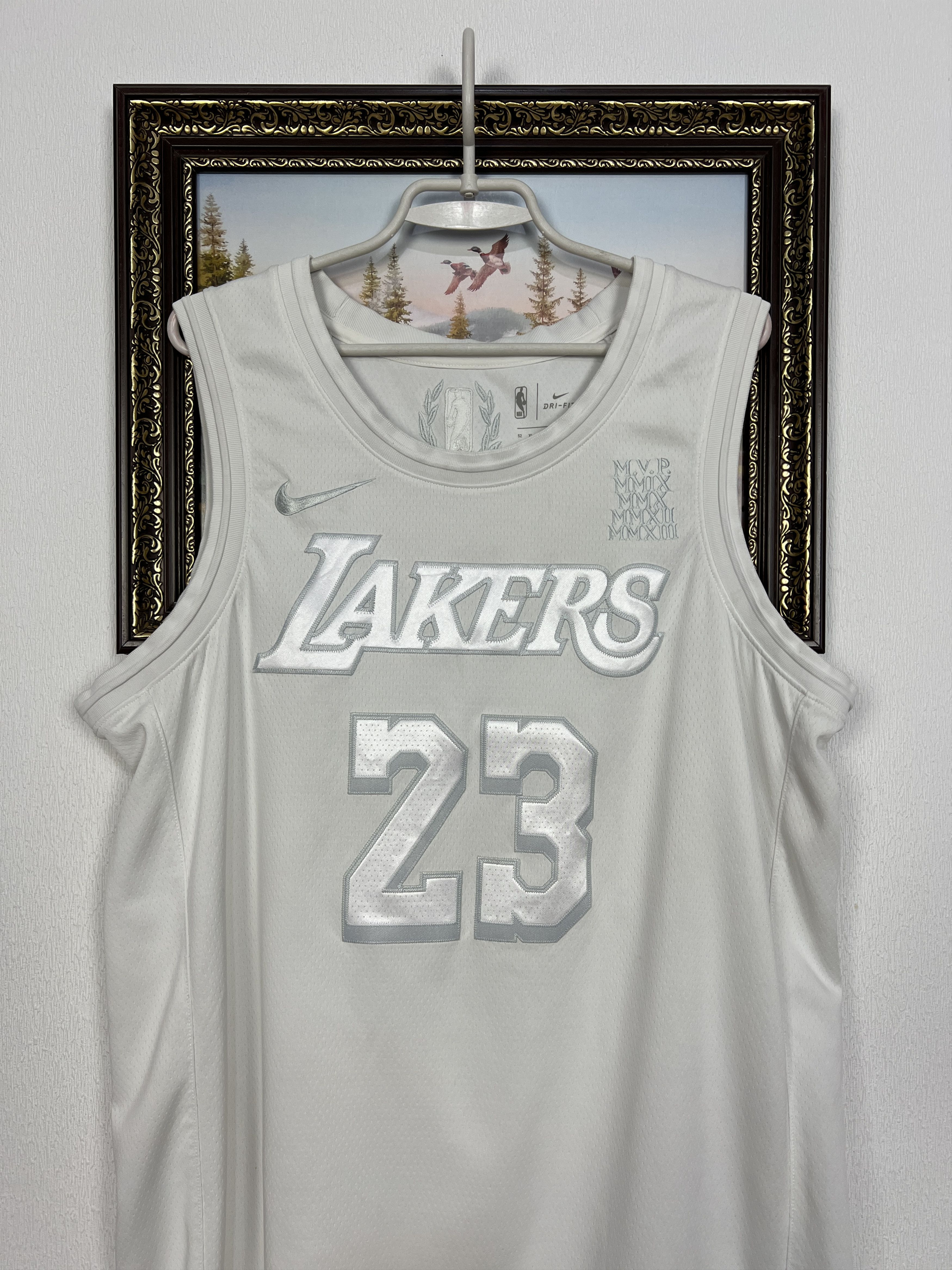 Nike Los Angeles Lakers LeBron James NBA Jersey Shirt Rare Size US XL / EU 56 / 4 - 2 Thumbnail