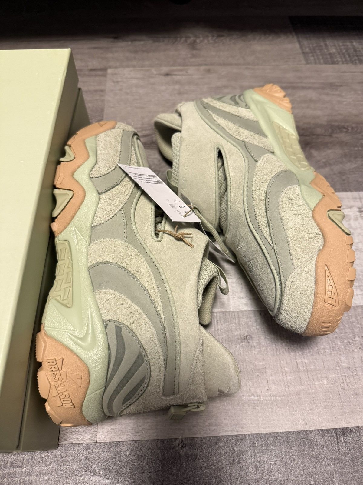Reebok Reebok x Tobe Nwigwe “Chukwu” – Mint | Size 9 Size US 9 / EU 42 - 3 Thumbnail