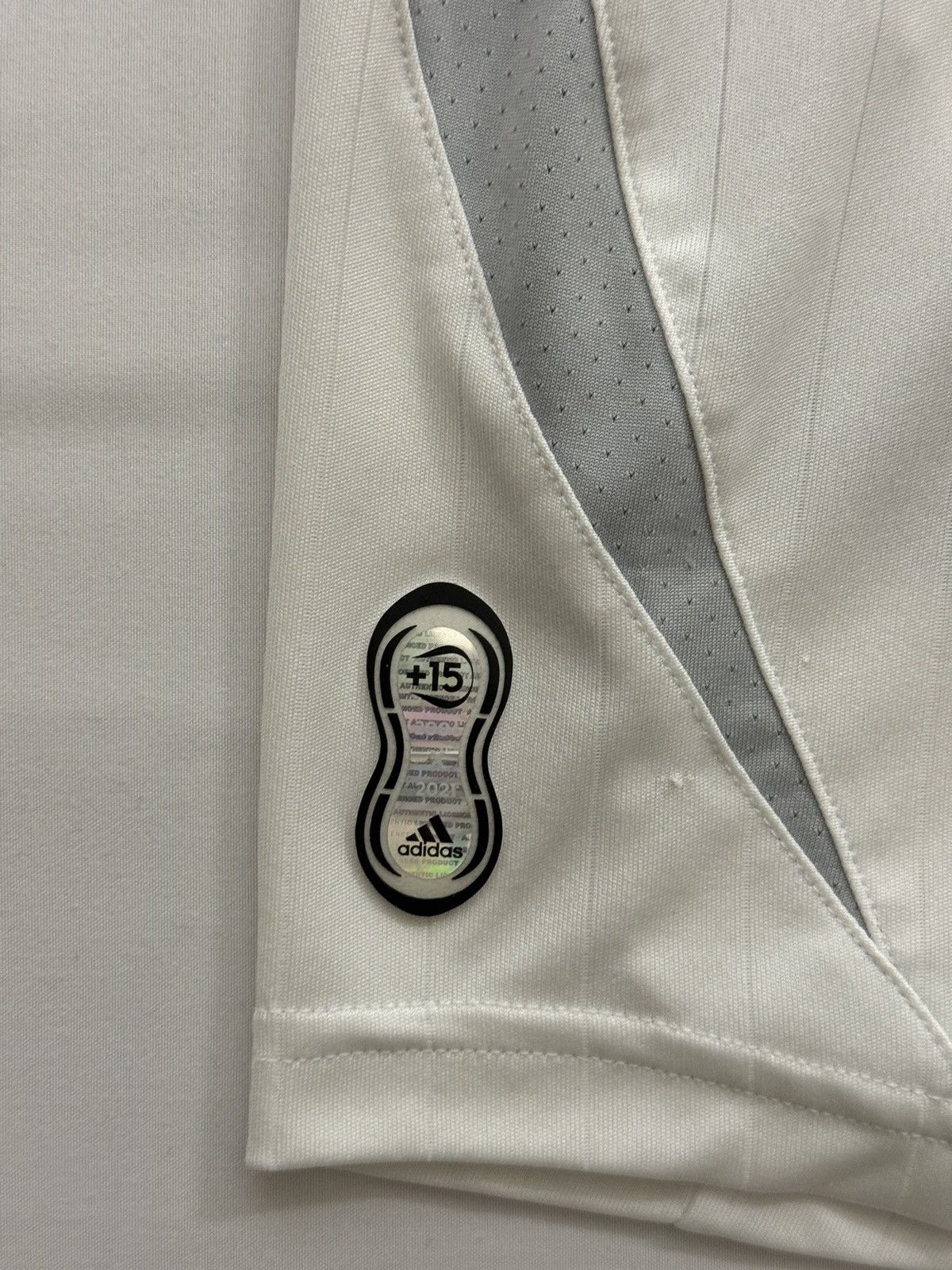 Adidas REAL MADRID TEAMGEIST JERSEY Size US XS / EU 42 / 0 - 5 Thumbnail