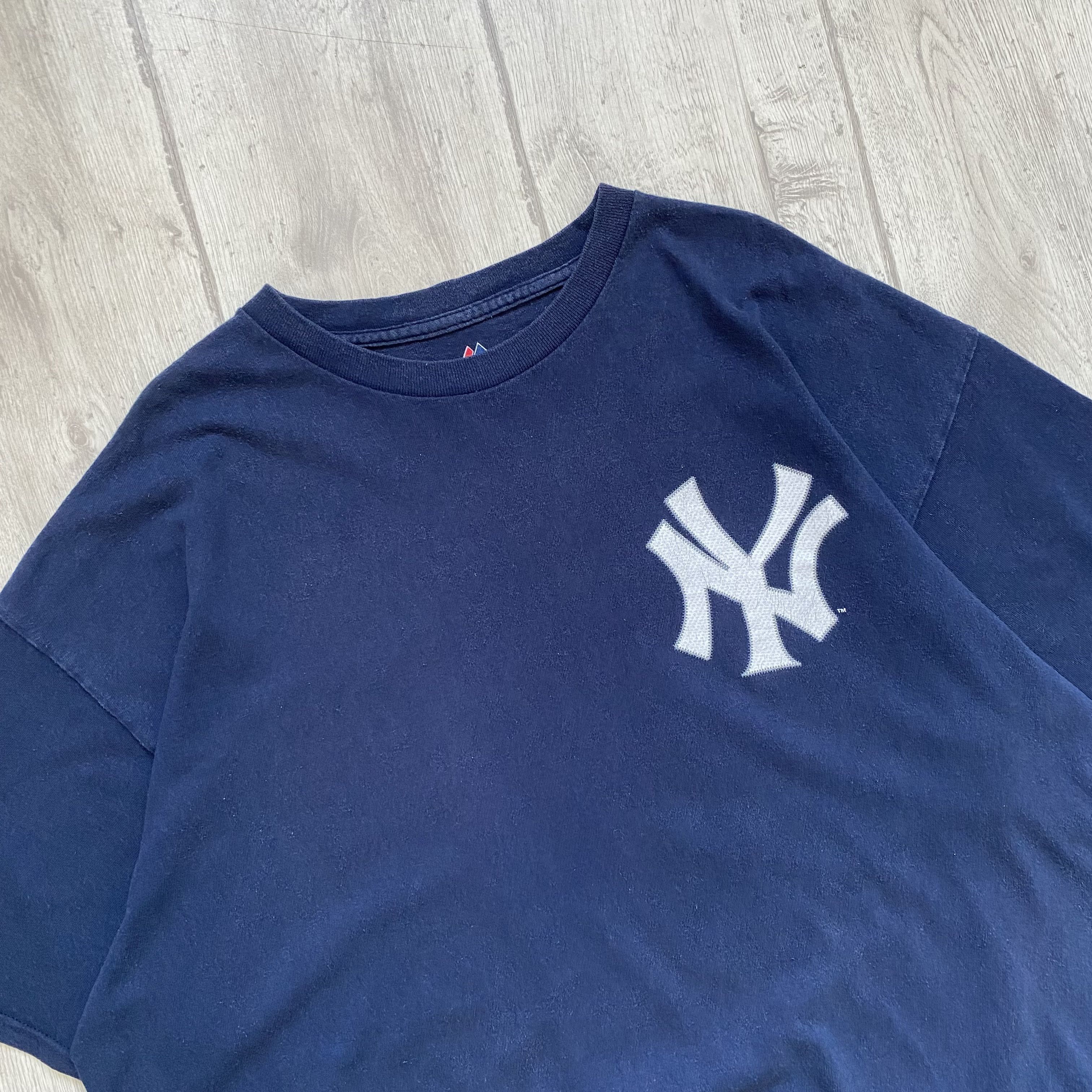 Majestic ⚾️Vintage Majestic New York Yankees Tee player #14 Castro Size US XL / EU 56 / 4 - 4 Thumbnail