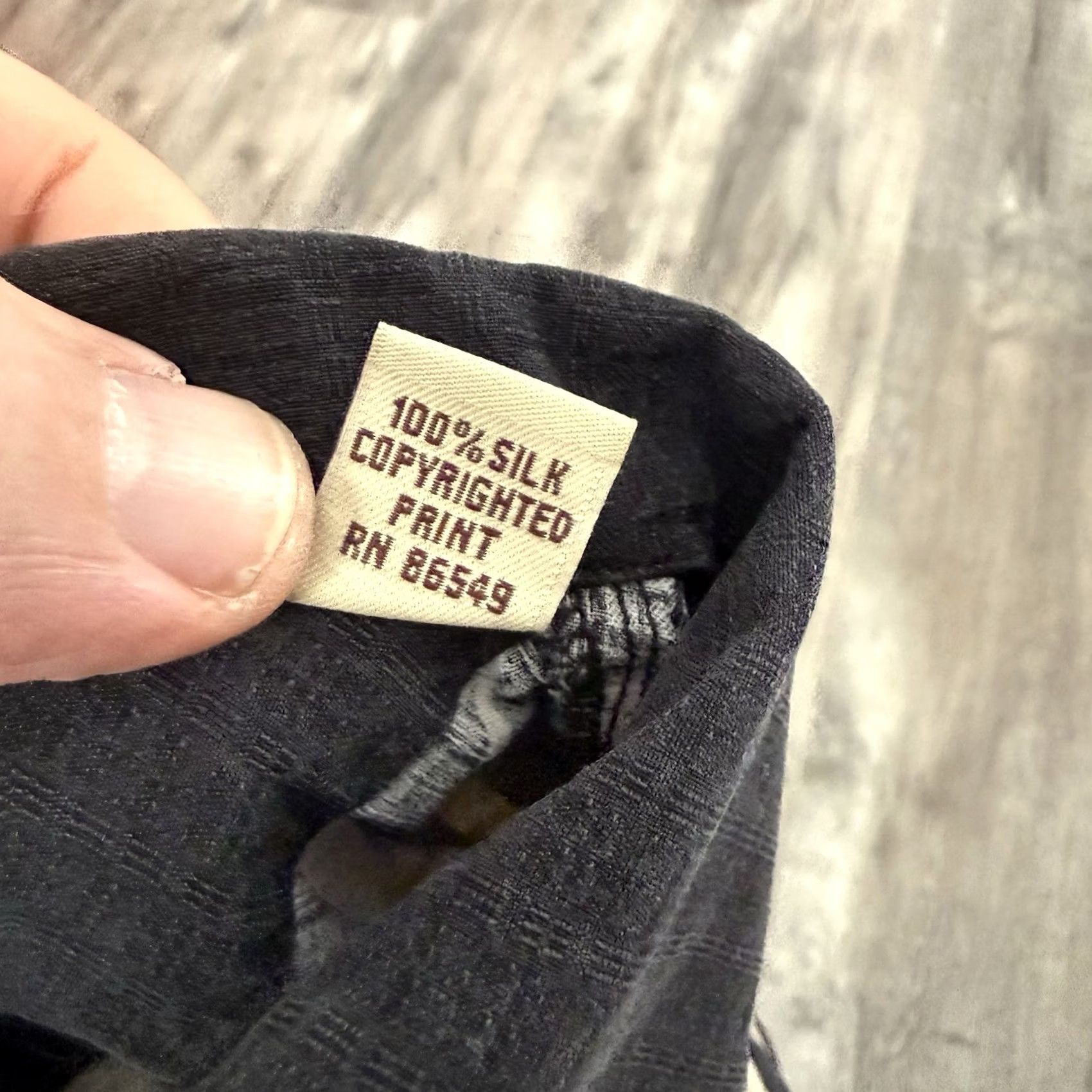 Tommy Bahama Tommy Bahama Shirt Mens XL Washed Black Tan Floral 100% Silk Camp Hawaiian Casual Size US XL / EU 56 / 4 - 4 Thumbnail