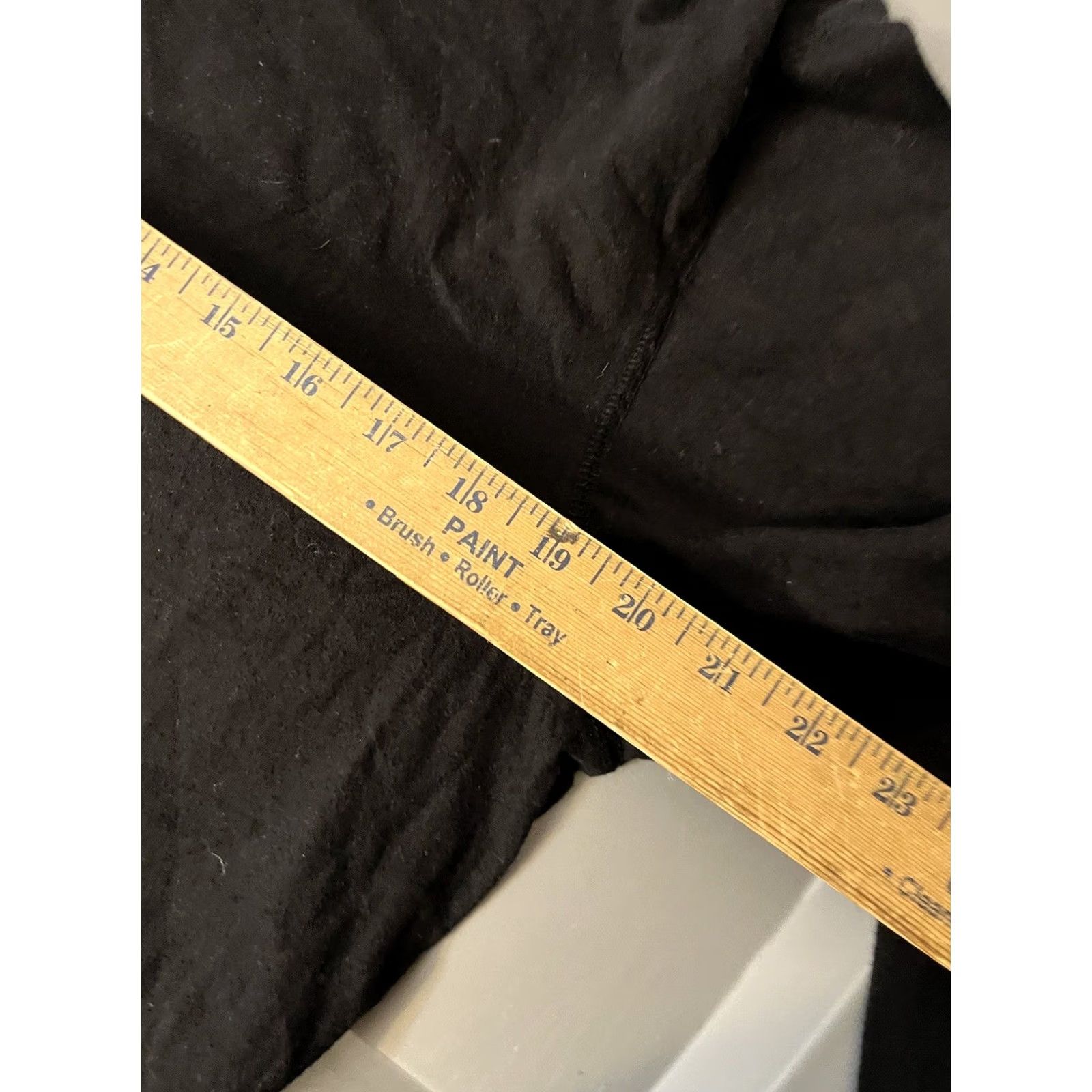 Old Navy Old Navy T-Shirt Men's XL Black Crew Neck Short Sleeve Solid Shirt Regular Fit All Seasons Knit Cotton Size US XL / EU 56 / 4 - 5 Thumbnail