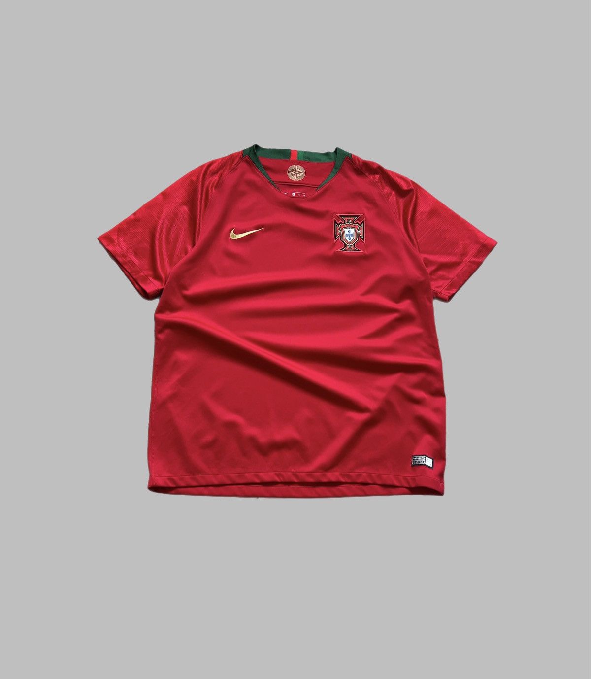 Nike × Vintage Portugal Nike 2018/2019 Home Soccer Football Shirt Jersey Size US XL / EU 56 / 4 - 1 Thumbnail