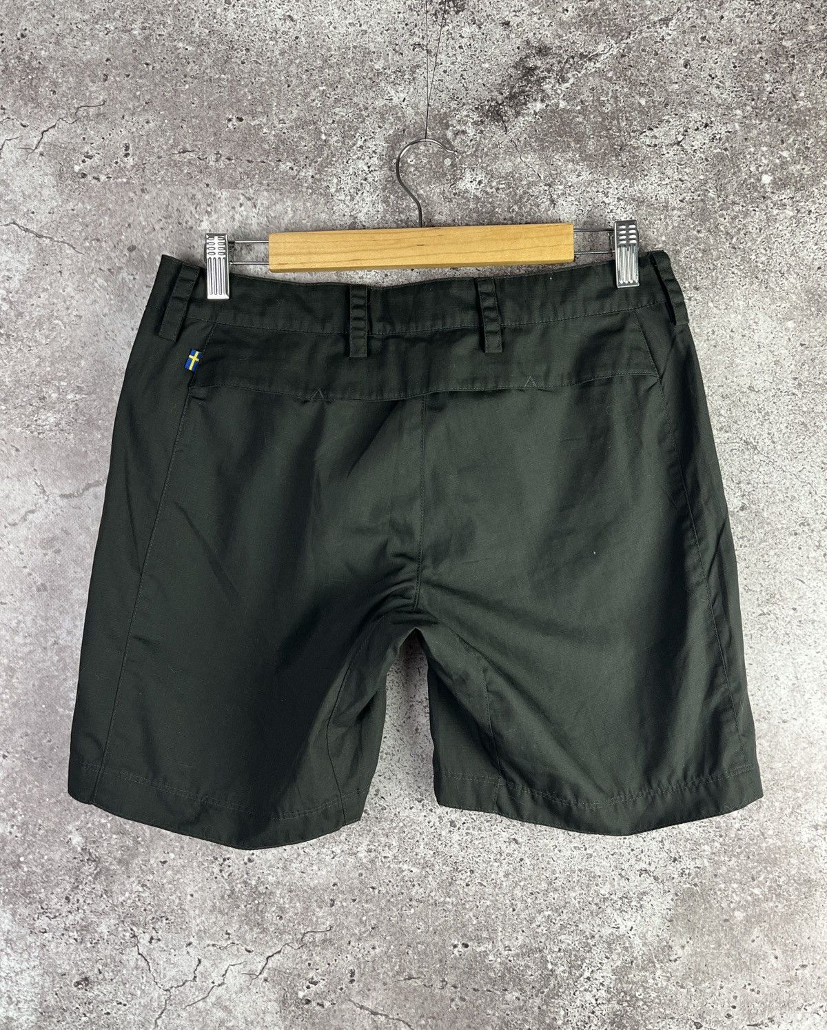 Fjallraven Abisko Shade Shorts W Dark Olive G-1000 Hiking Outdoor Women Size 26" / US 2 / IT 38 - 4 Thumbnail