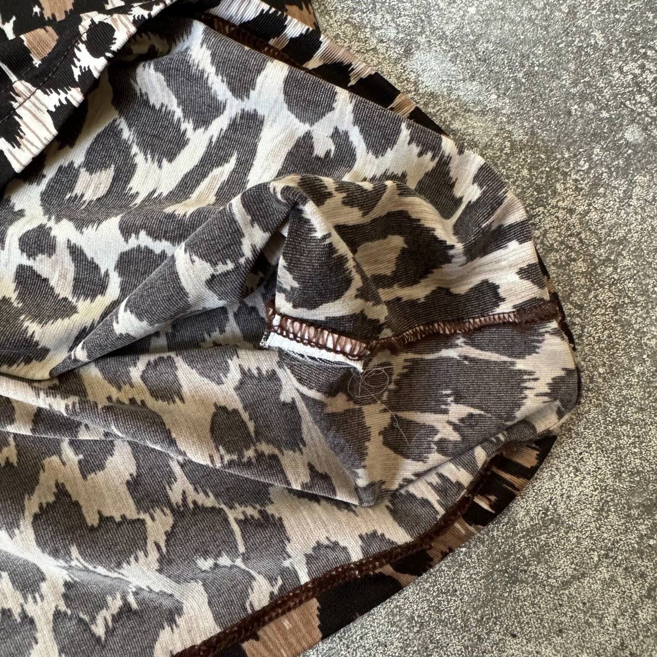 Dolce & Gabbana D&G Dolce & Gabbana Underwear Leopard T-Shirt Size S / US 4 / IT 40 - 9 Thumbnail