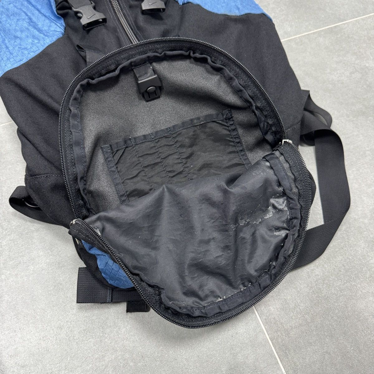 Nike × Nike ACG × Vintage Vintage Nike Hydration Capable Nylon Backpack Size ONE SIZE - 8 Thumbnail