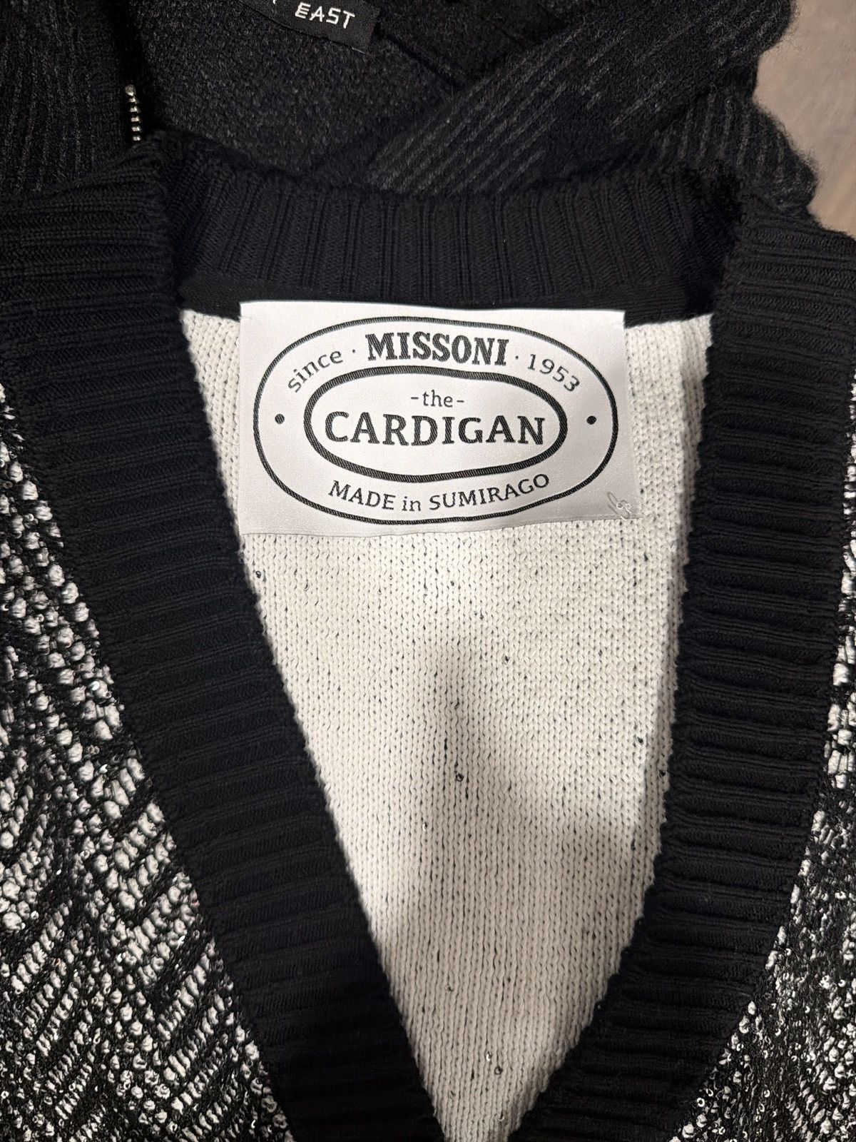 Missoni Missoni Black & Silver Metallic Chevron Knit Cardigan RUNWAY Size US M / EU 48-50 / 2 - 2 Thumbnail