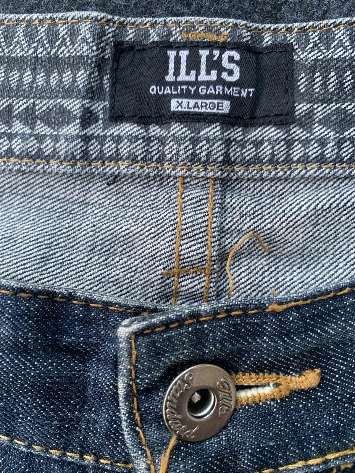 Japanese Brand VINTAGE ILL'S SATISFACTION JEANS. Size US 35 - 8 Thumbnail