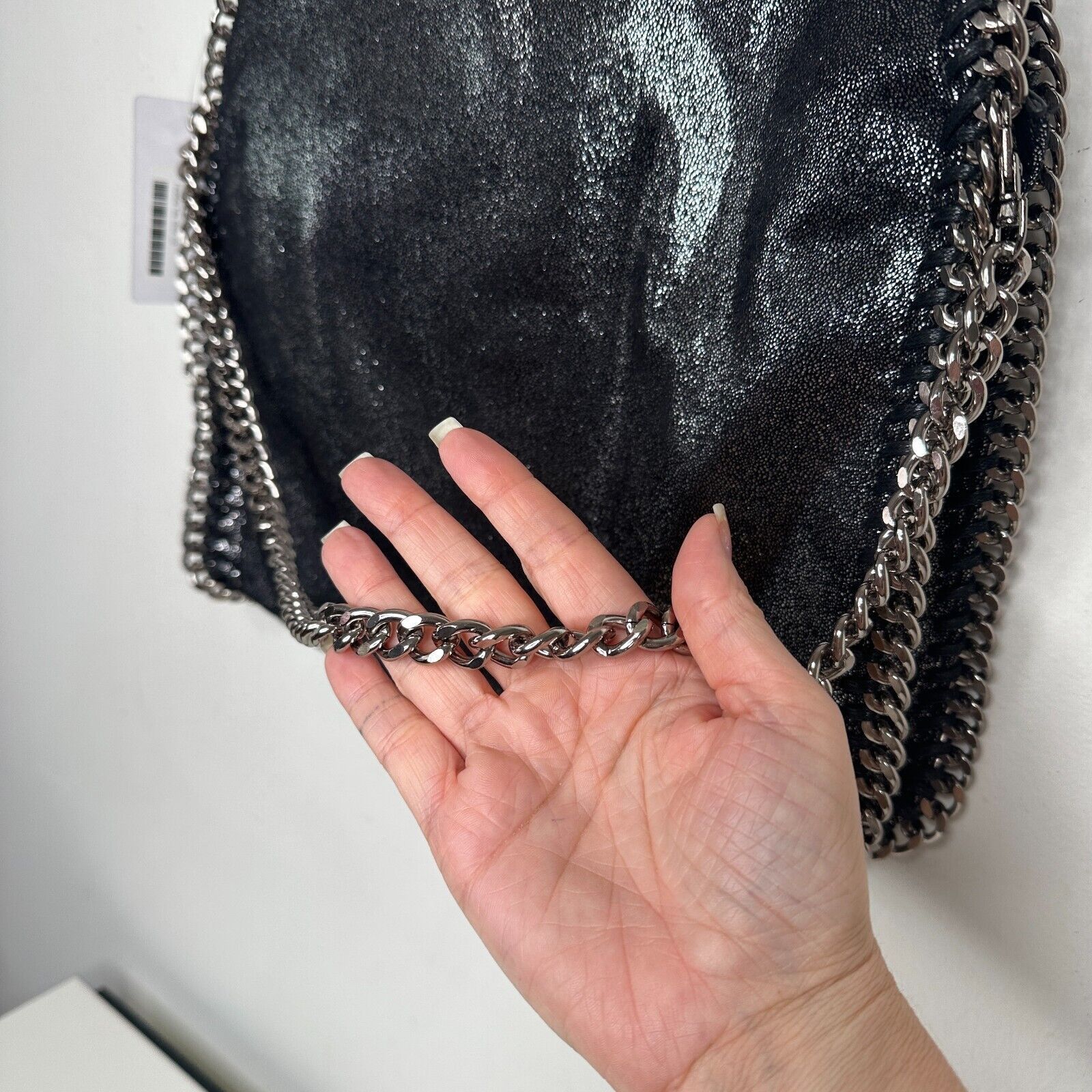 Other NWT Chic Fabella Tote Black Silver Chain Leatherette Zip Size ONE SIZE - 5 Thumbnail