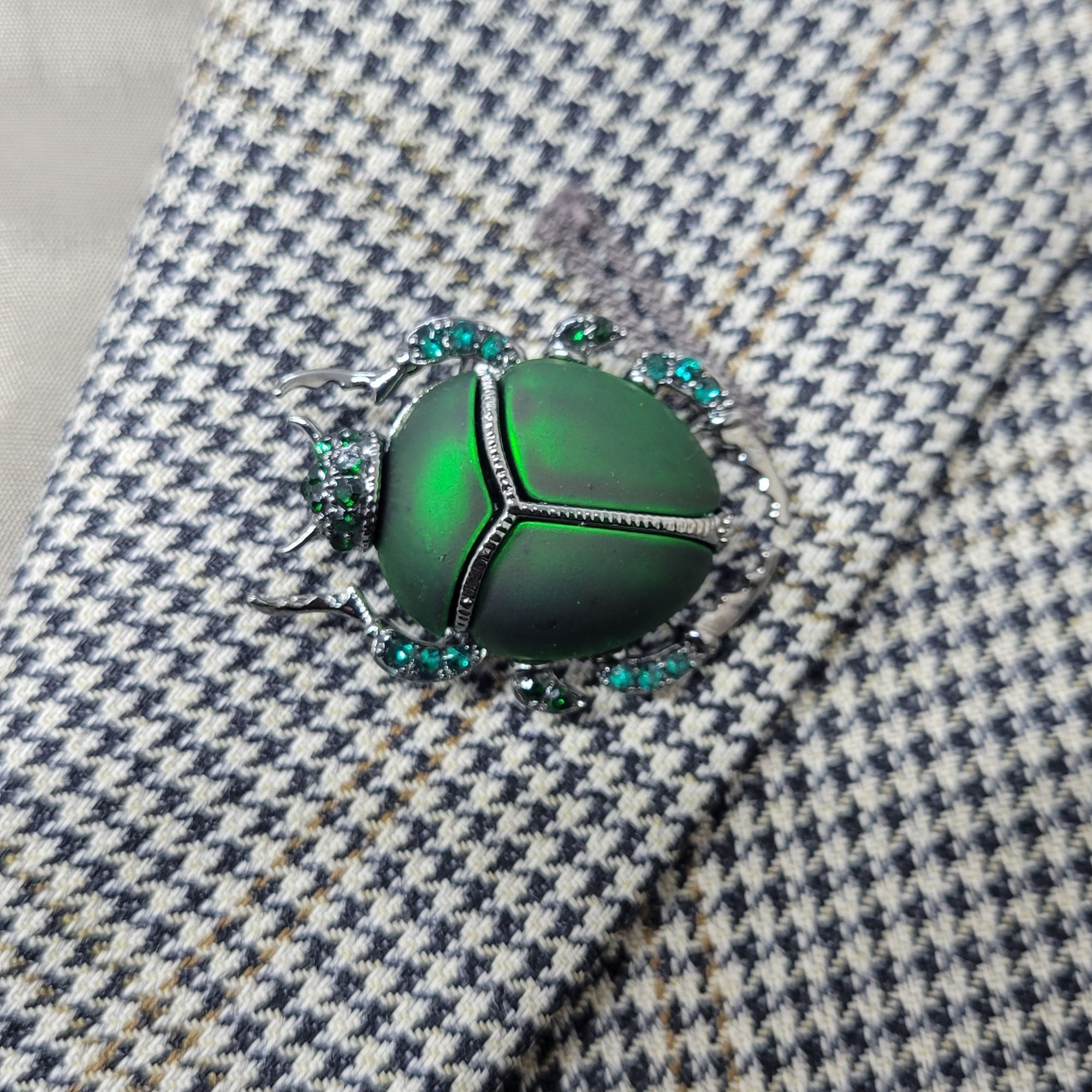 Other Vintage Vibes Green Beetle Brooch Scarab Pin Emerald Rhinest Size ONE SIZE - 1 Thumbnail