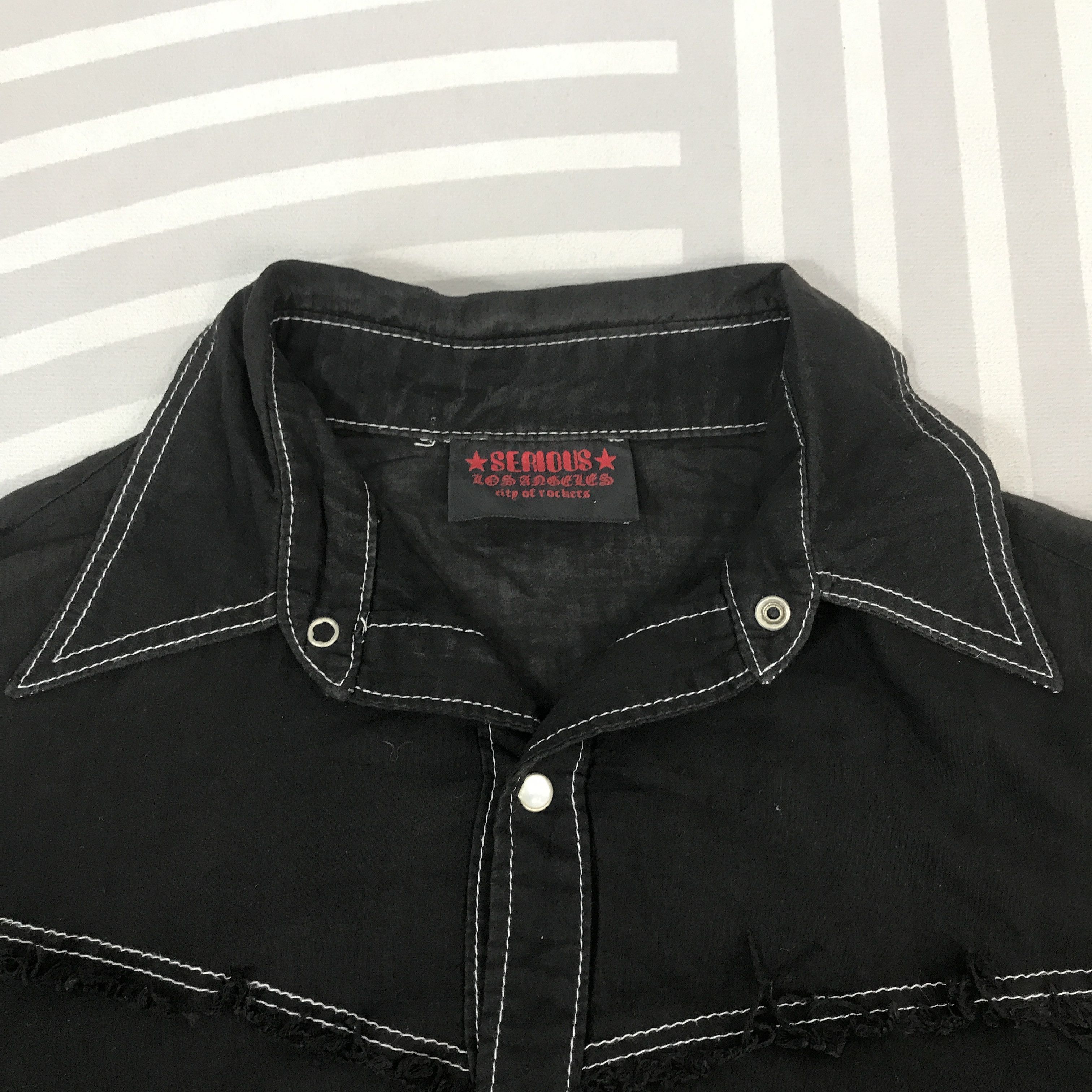 Japanese Brand Vintage Serious Los Angles gothic design punk shirtK44B57 Size US M / EU 48-50 / 2 - 8 Thumbnail