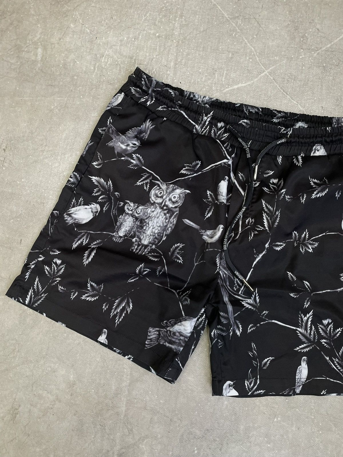 Dolce & Gabbana Dolce Gabbana floral swim nylon shorts Size US 34 / EU 50 - 2 Thumbnail