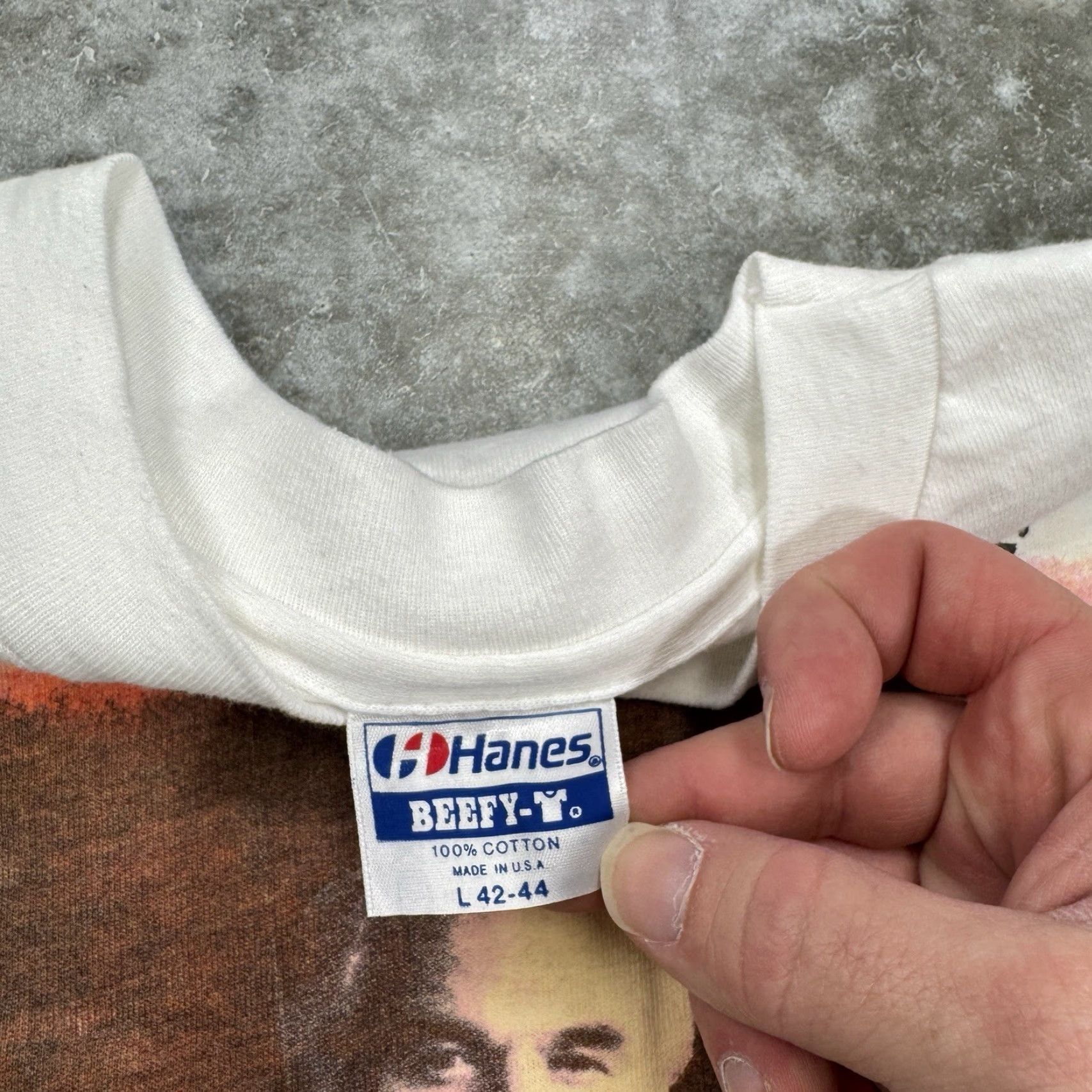 Hanes VINTAGE Kenny Rogers shirt Mens L White 1987 Band Country Music 80s Concert Hanes Cotton T-Shirt Graphic Print Crew Neck Short Sleeve Men XL L Size US L / EU 52-54 / 3 - 3 Thumbnail