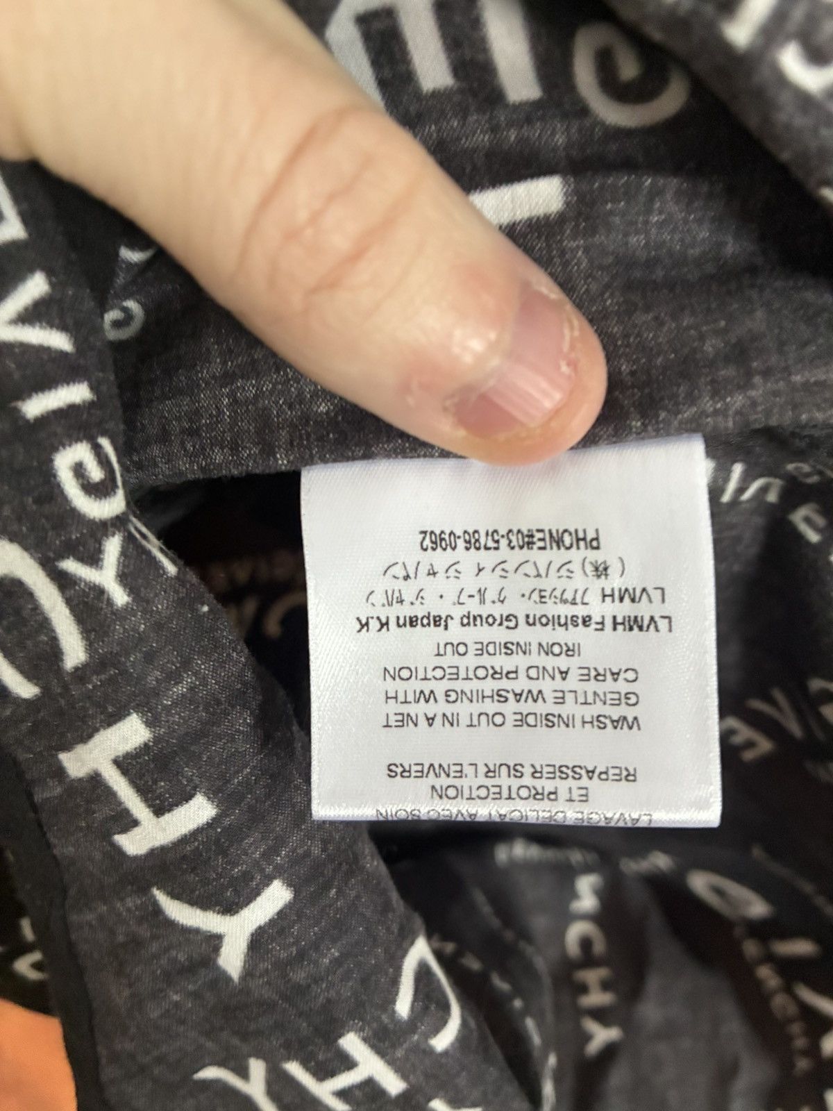 Givenchy Givenchy Logo Long Sleeve Button Up Shirt Size US M / EU 48-50 / 2 - 4 Thumbnail