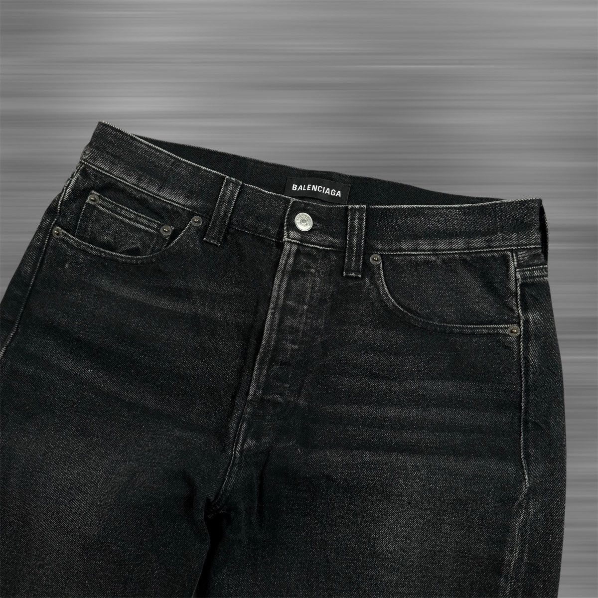 Balenciaga Balenciaga Denim Cut Off Shorts Size US 30 / EU 46 - 2 Thumbnail