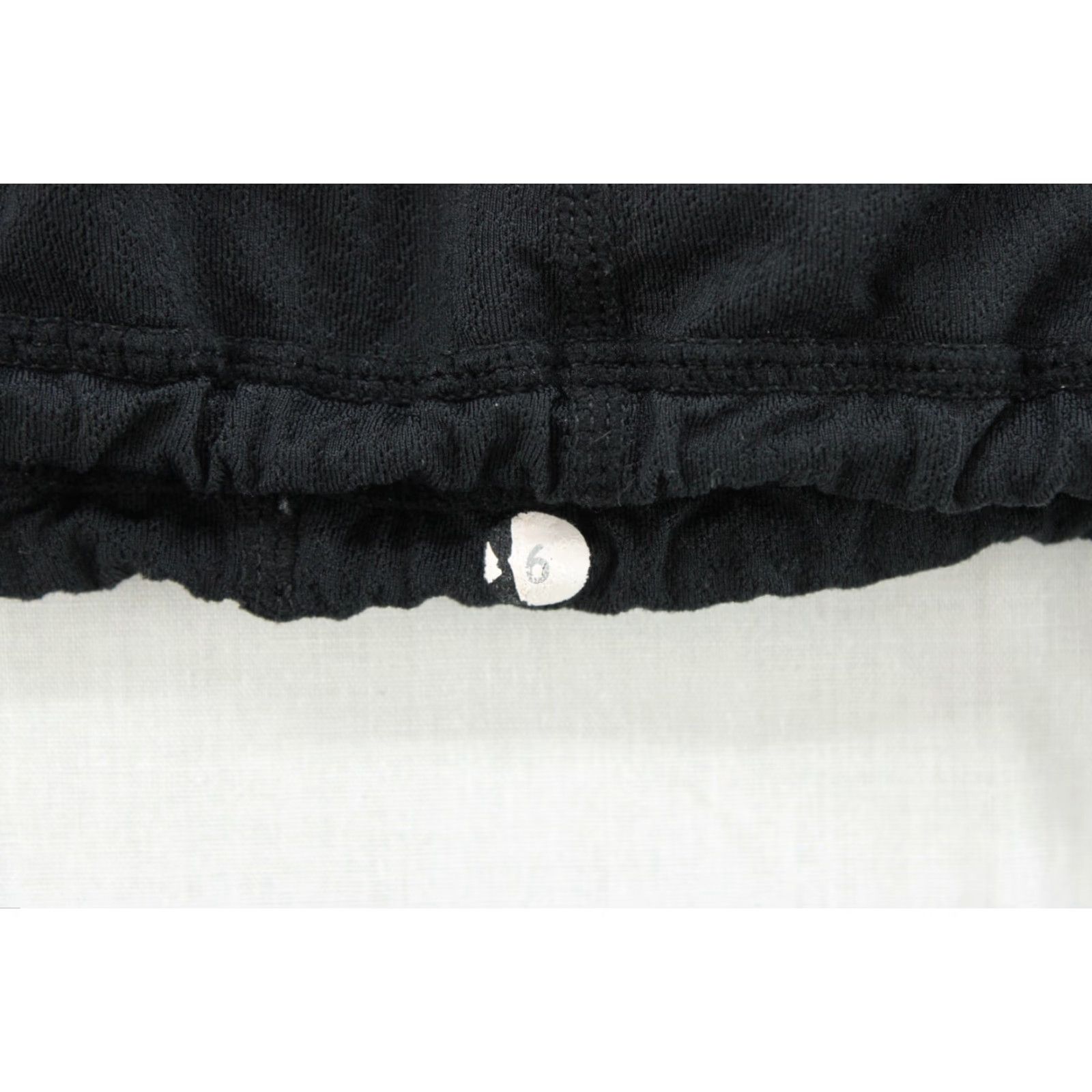 Lululemon Lululemon Tank Top Womens Size 6 Cinch Me Up Black Drawstring Athletic Shirt Sleeveless Size M / US 6-8 / IT 42-44 - 4 Thumbnail