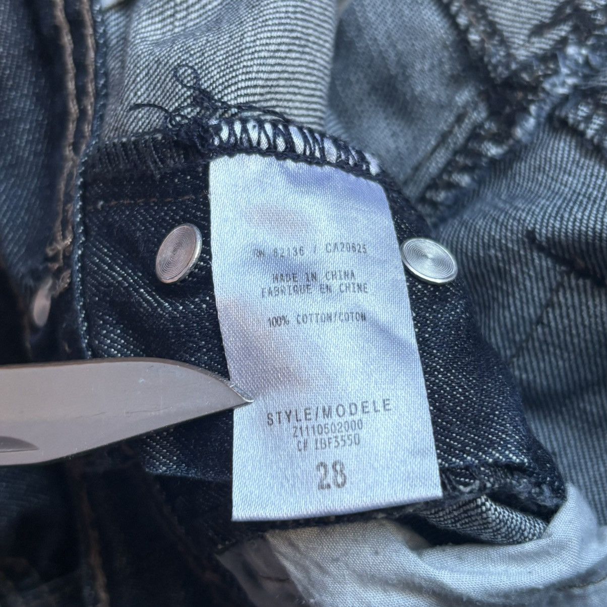 Guess Vintage Y2K Guess Repaired Bootcut Loose Jeans Size 29 Size US 29 - 5 Thumbnail