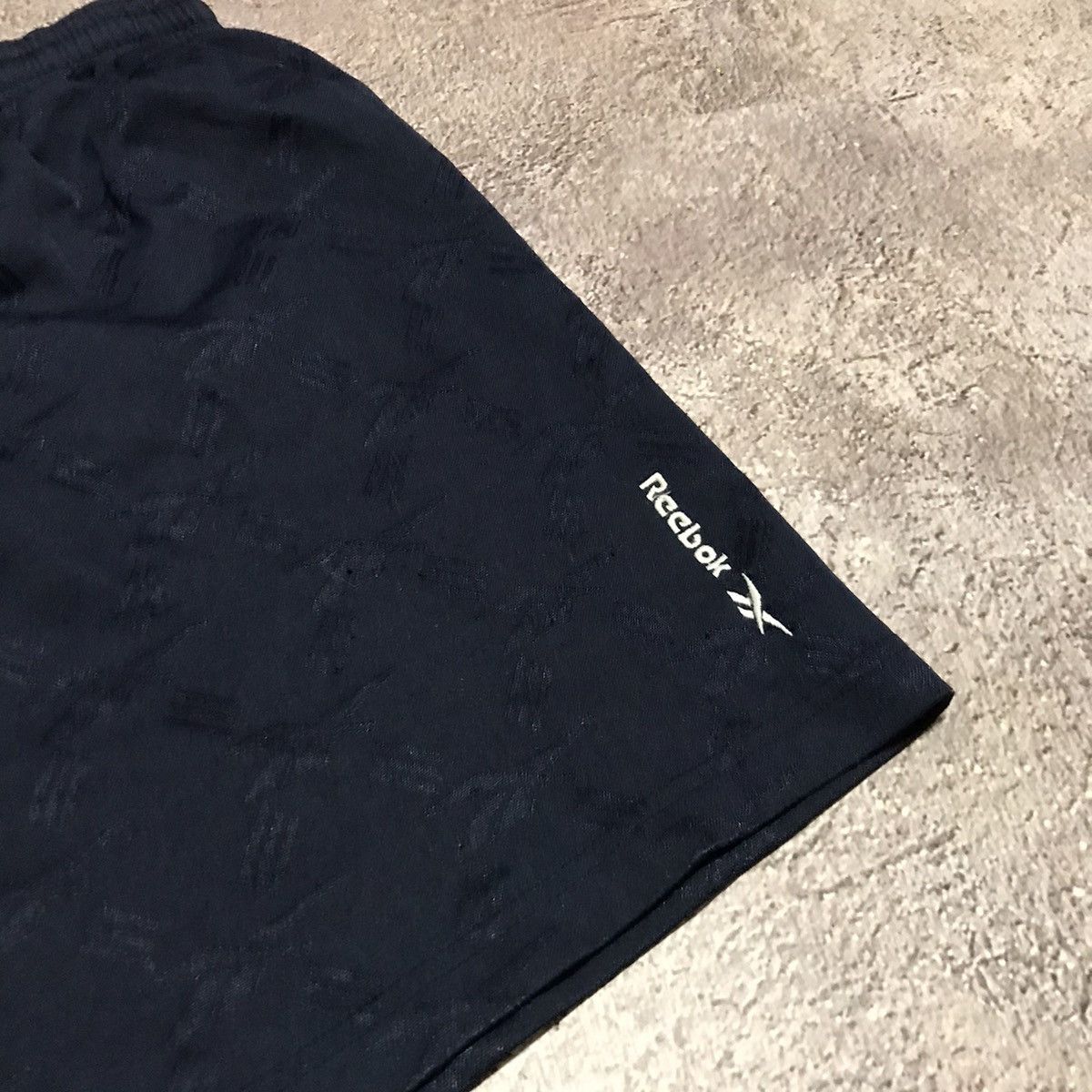 vintage Reebok shorts swoosh casual streetwear japan Y2K