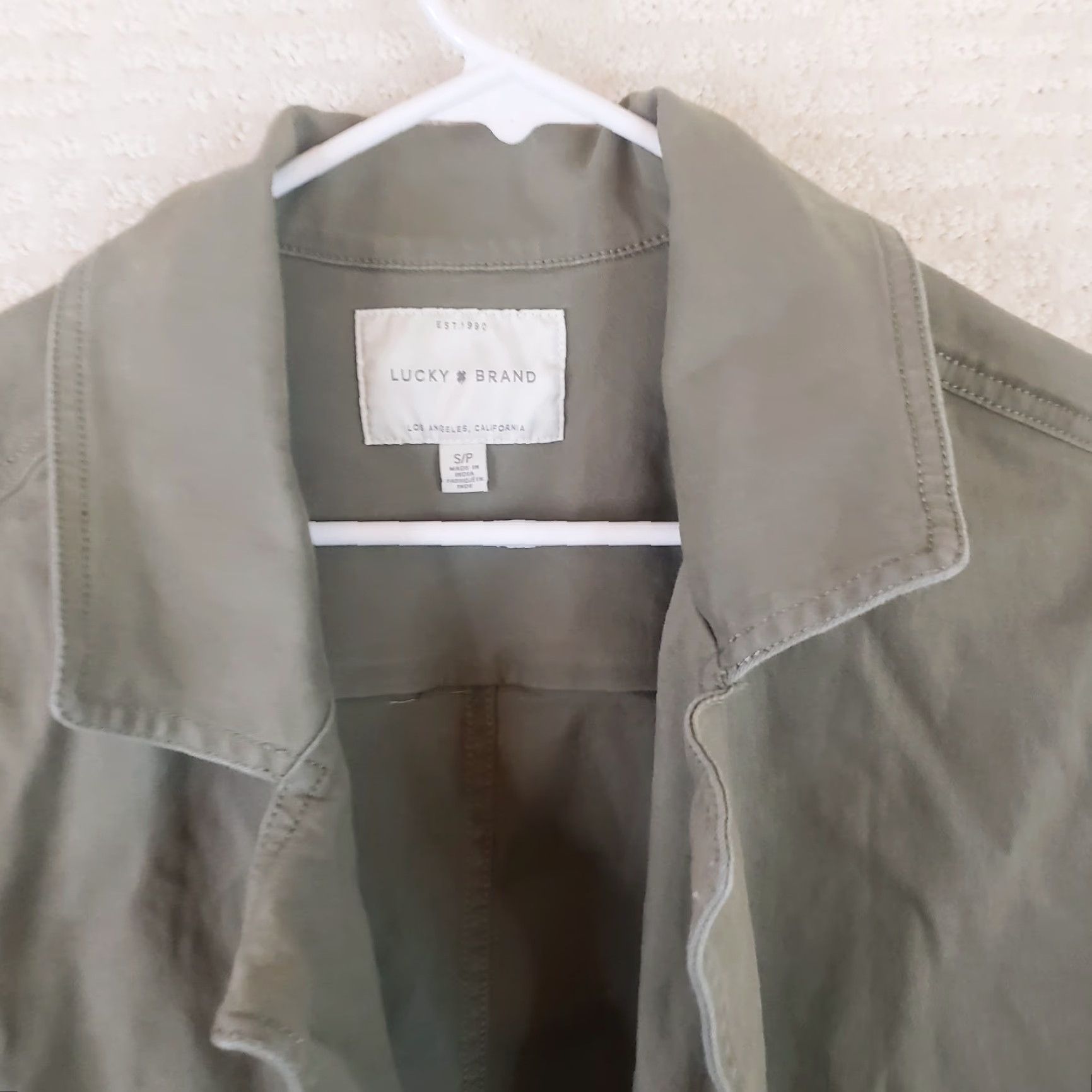 Lucky Brand Lucky Brand Women's S Army Green Barn Short Jacket Pockets No Buttons Or Zipper Size 28" / US 6 / IT 42 - 4 Thumbnail