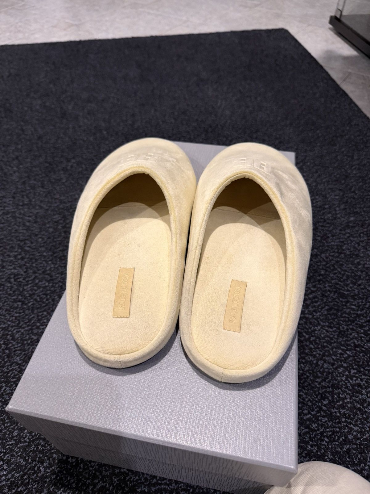 Balenciaga Balenciaga Chateau mule Size US 8 / EU 41 - 3 Thumbnail