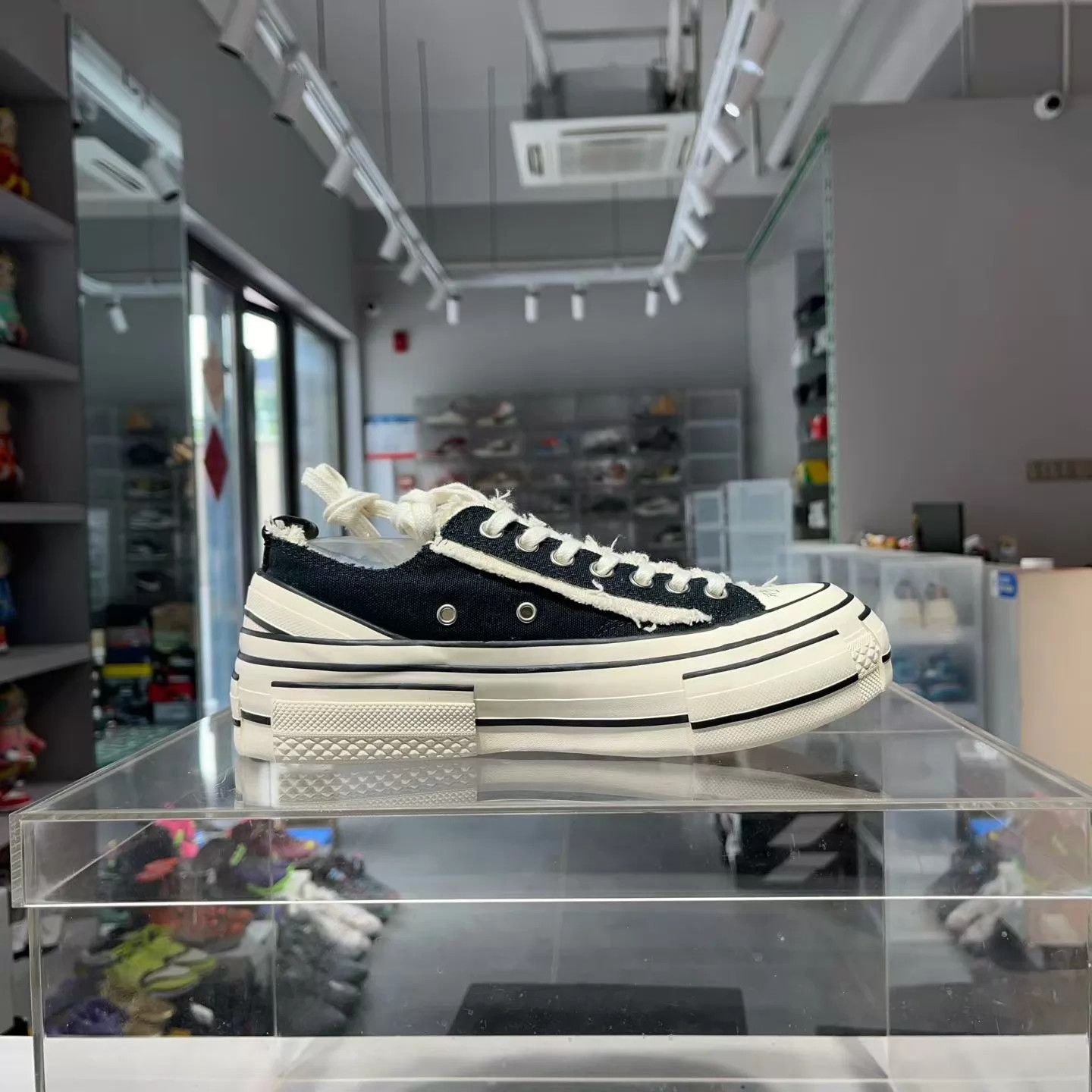 Other xVESSEL Wu Jianhao Black White 37 (worn once) Size US 6.5 / IT 36.5 - 5 Thumbnail