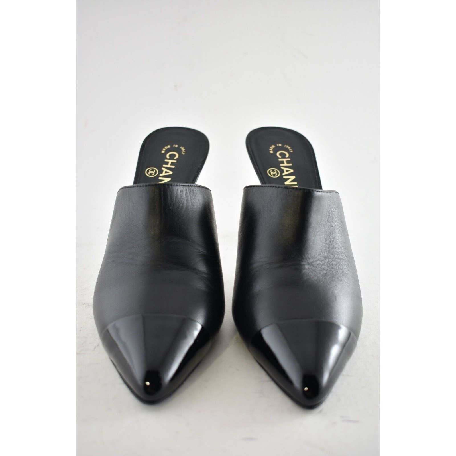 Chanel 20C Paris Rome Pearl CC Mule Slide Backless Heel Pump 40.5 Size US 10.5 / IT 40.5 - 3 Thumbnail