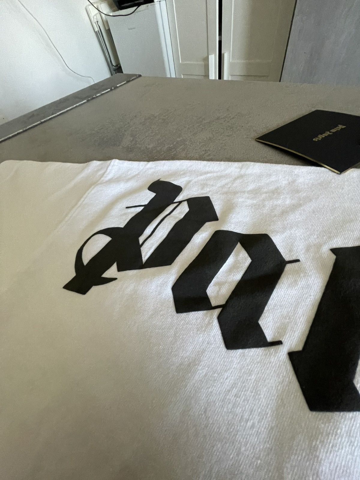 Palm Angels palm angels classic logo over tee White black S Size US S / EU 44-46 / 1 - 3 Thumbnail