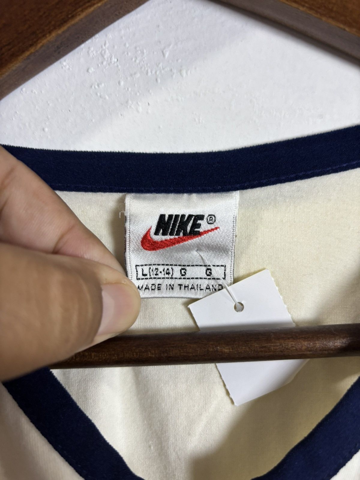 Nike × Vintage Vintage Nike Court Sweater Size L / US 10 / IT 46 - 4 Thumbnail