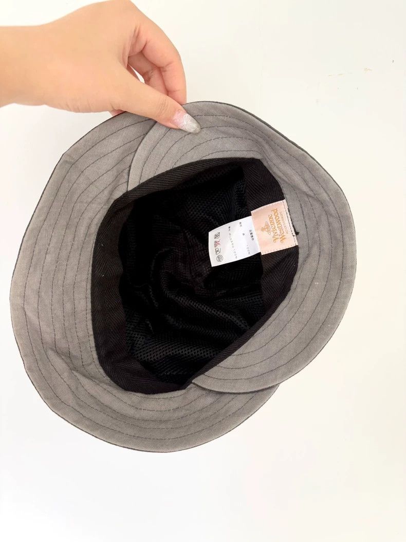 Vivienne Westwood Vivienne Westwood Old grayish-brown newsboy hat Size ONE SIZE - 6 Thumbnail