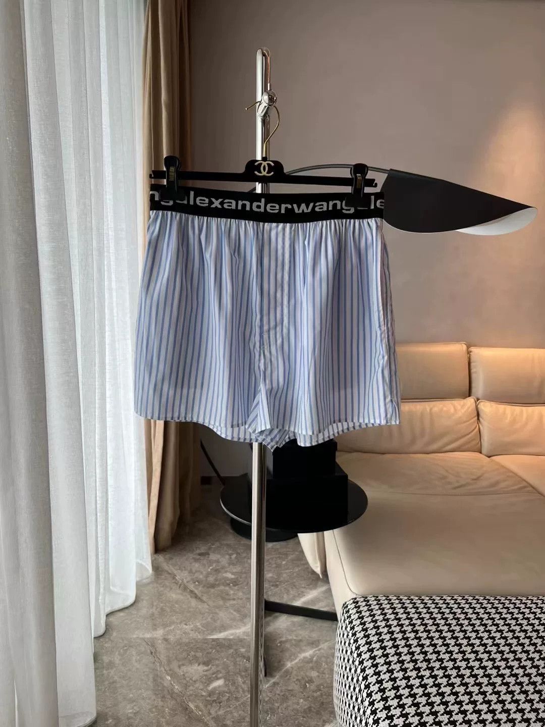 Alexander Wang Alexander Wang Striped Letter Shorts Size US 30 / EU 46 - 1 Thumbnail