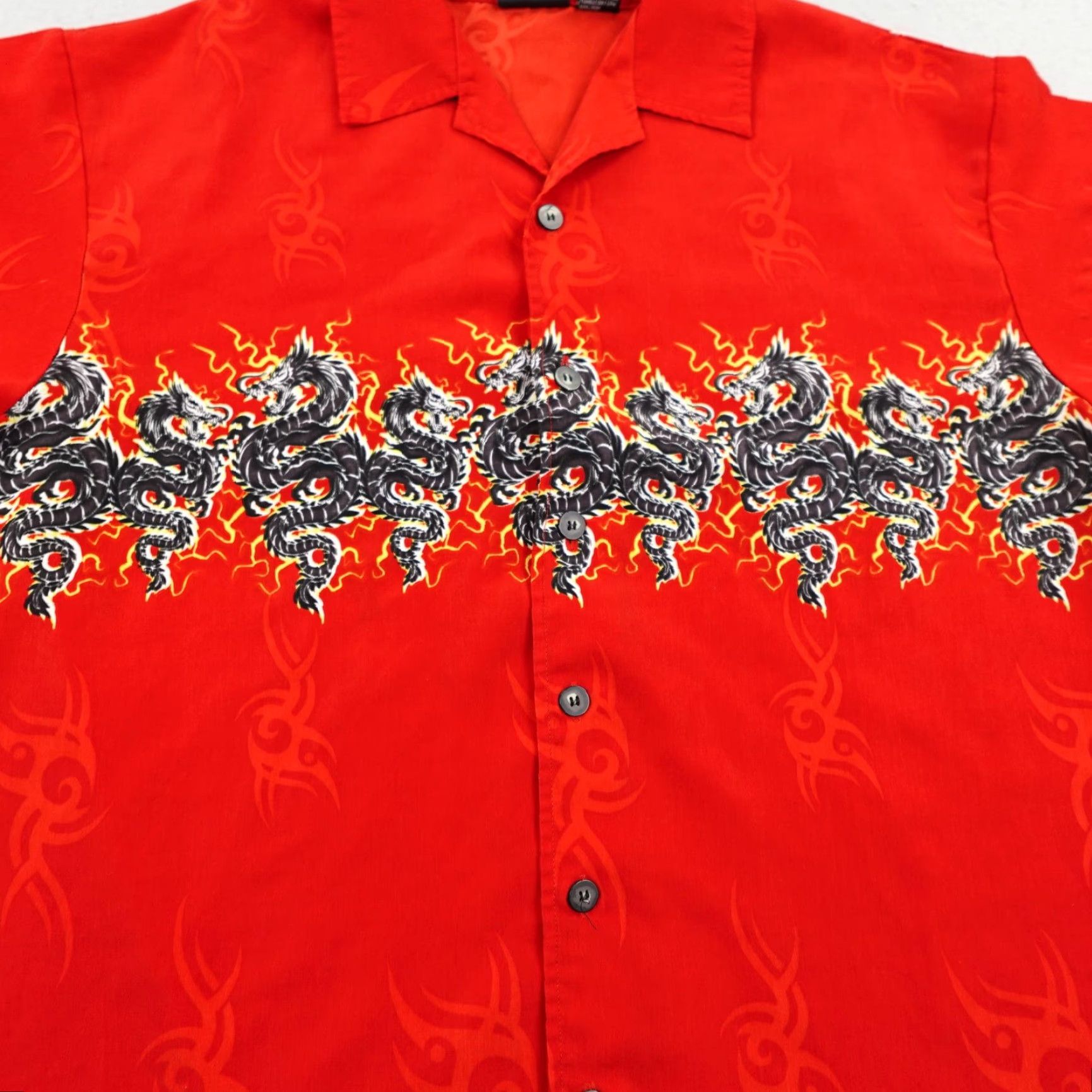 Vintage VINTAGE C-Two Shirt Mens XL Red Dragon Flames Button Up Wrap Around AOP Y2K Camp Size US XL / EU 56 / 4 - 3 Thumbnail