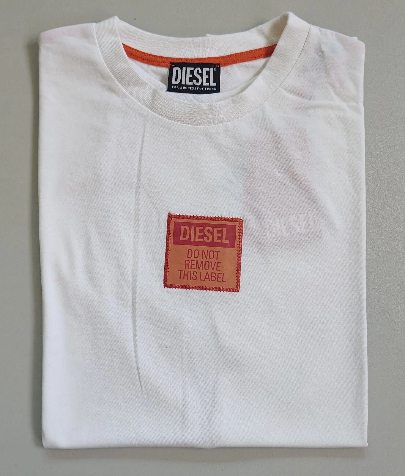 Diesel DIESEL White T-Shirt With Logo Patch T 4139 Size US L / EU 52-54 / 3 - 1 Thumbnail