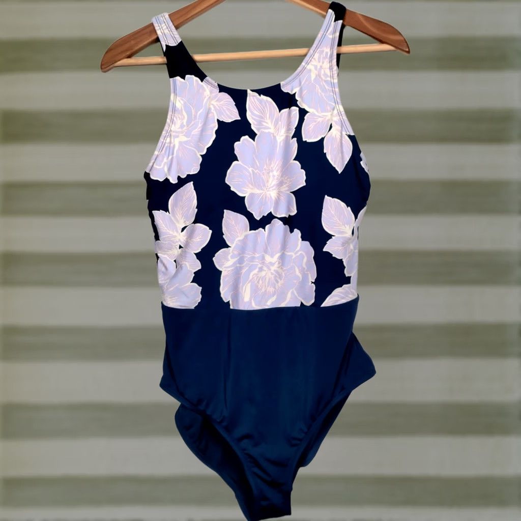 Catalina Catalina One Piece Bathing Suit Floral Tank Swim M Blue Purple Womens Size M / US 6-8 / IT 42-44 - 1 Thumbnail