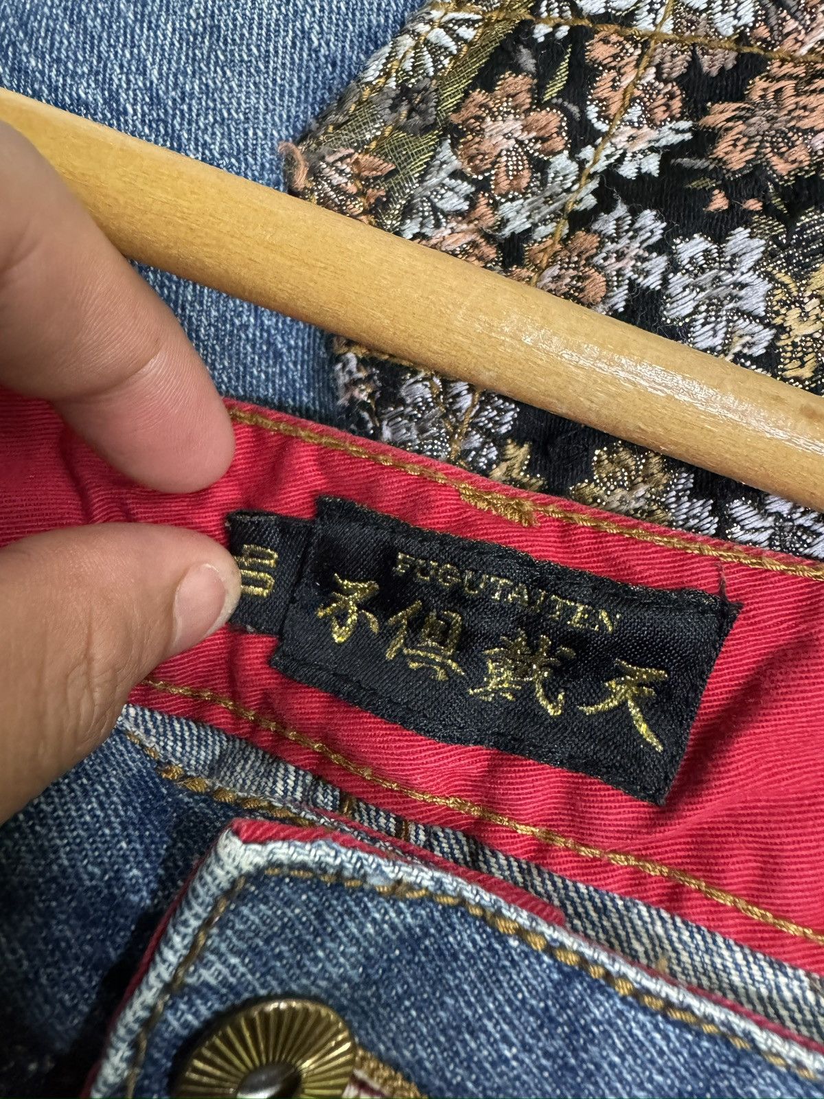 Japanese Brand Fugutaiten Y2K Japanese Embroidered Denim Fujin Raijin Size US 38 / EU 54 - 14 Thumbnail