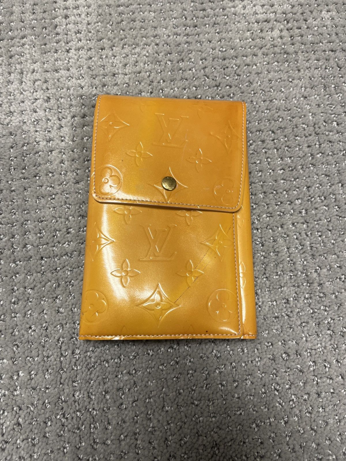 Louis Vuitton Louis Vuitton Vernis Yellow Wallet Size ONE SIZE - 4 Thumbnail