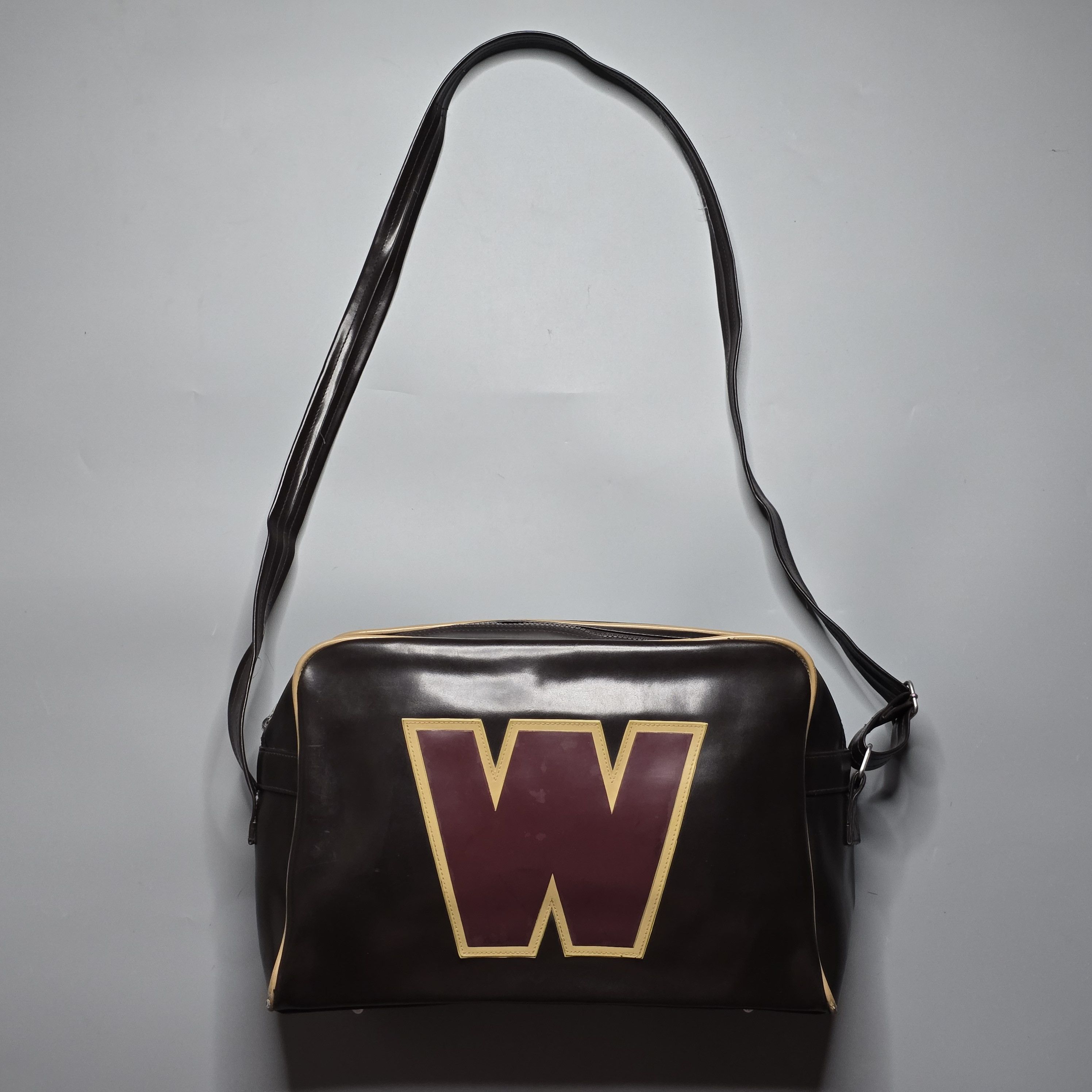 W & LT - 90s W Logo Messenger Bag