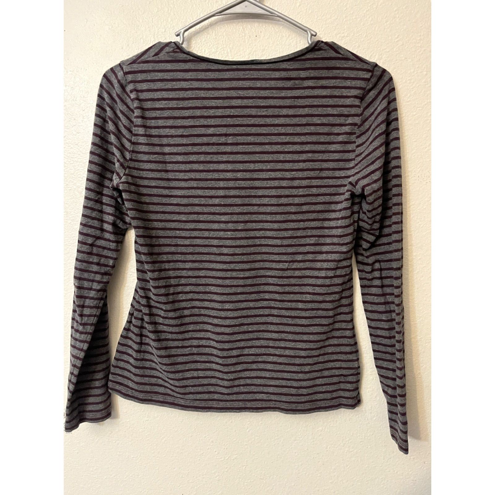 Vintage Ann Taylor Loft Top Women Petite PS Gray Striped Long Sleeve T-Shirt Boat Neck Swing Casual Shirt Womens Size S / US 4 / IT 40 - 3 Thumbnail