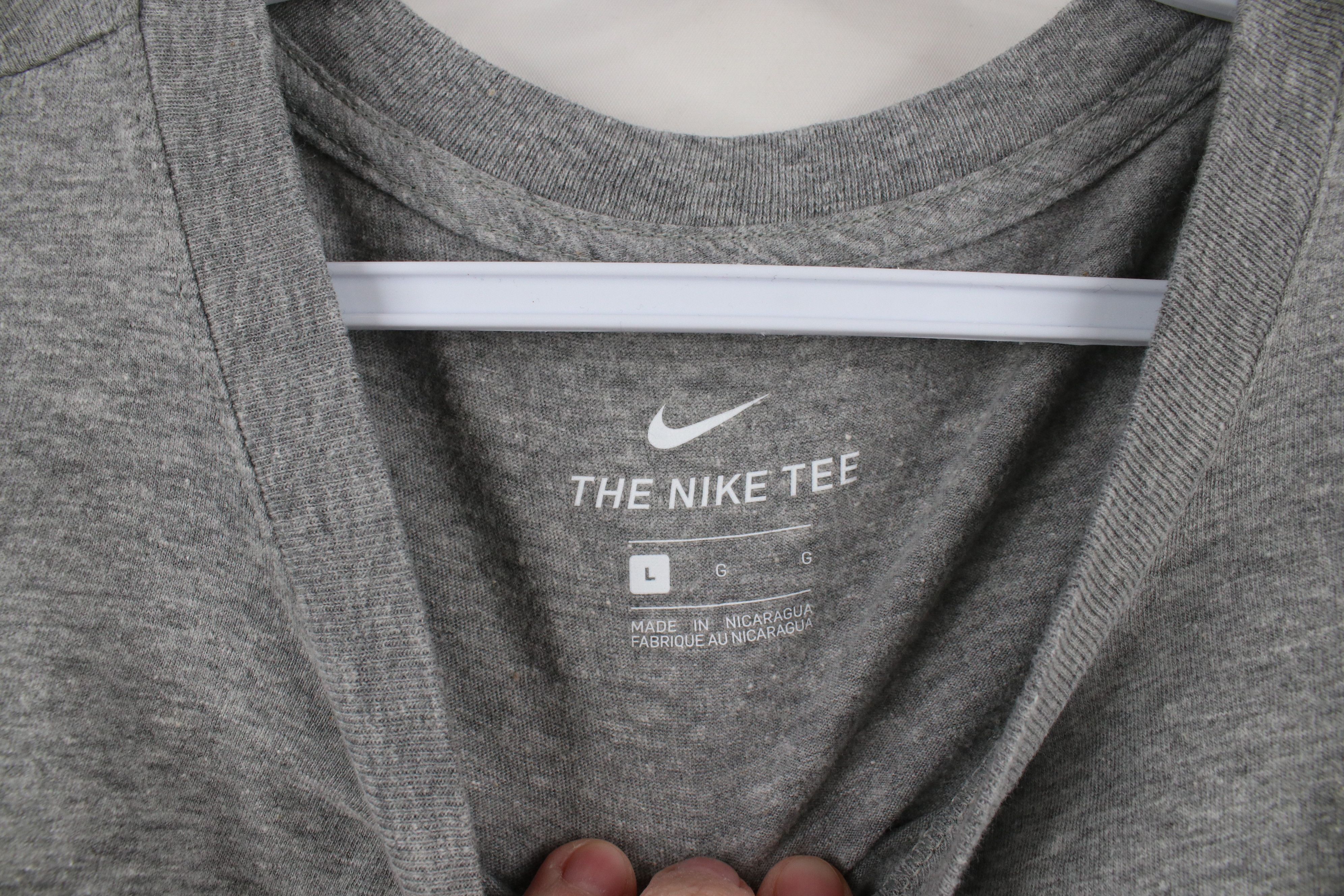 Nike × Vintage Vintage Y2K Nike Scott Center Swoosh Ohio University T-Shirt Size US L / EU 52-54 / 3 - 6 Thumbnail