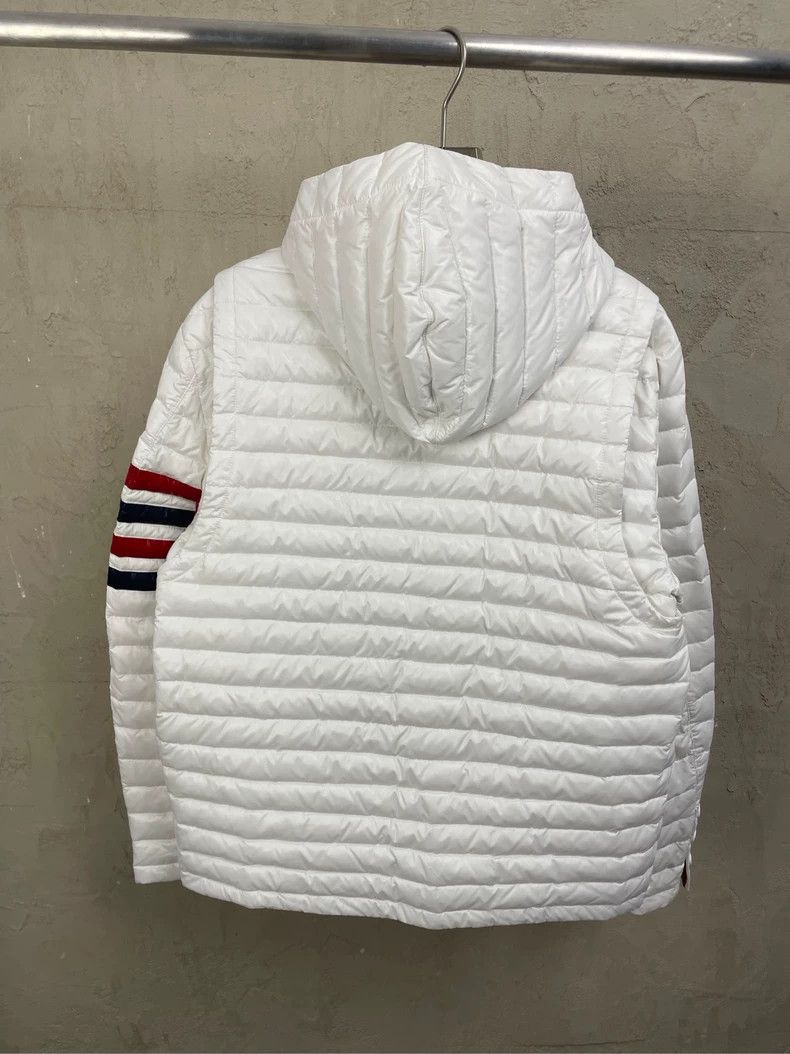 Thom Browne Thom browne White striped four-stripe hooded down jacket 25 Size US S / EU 44-46 / 1 - 2 Thumbnail