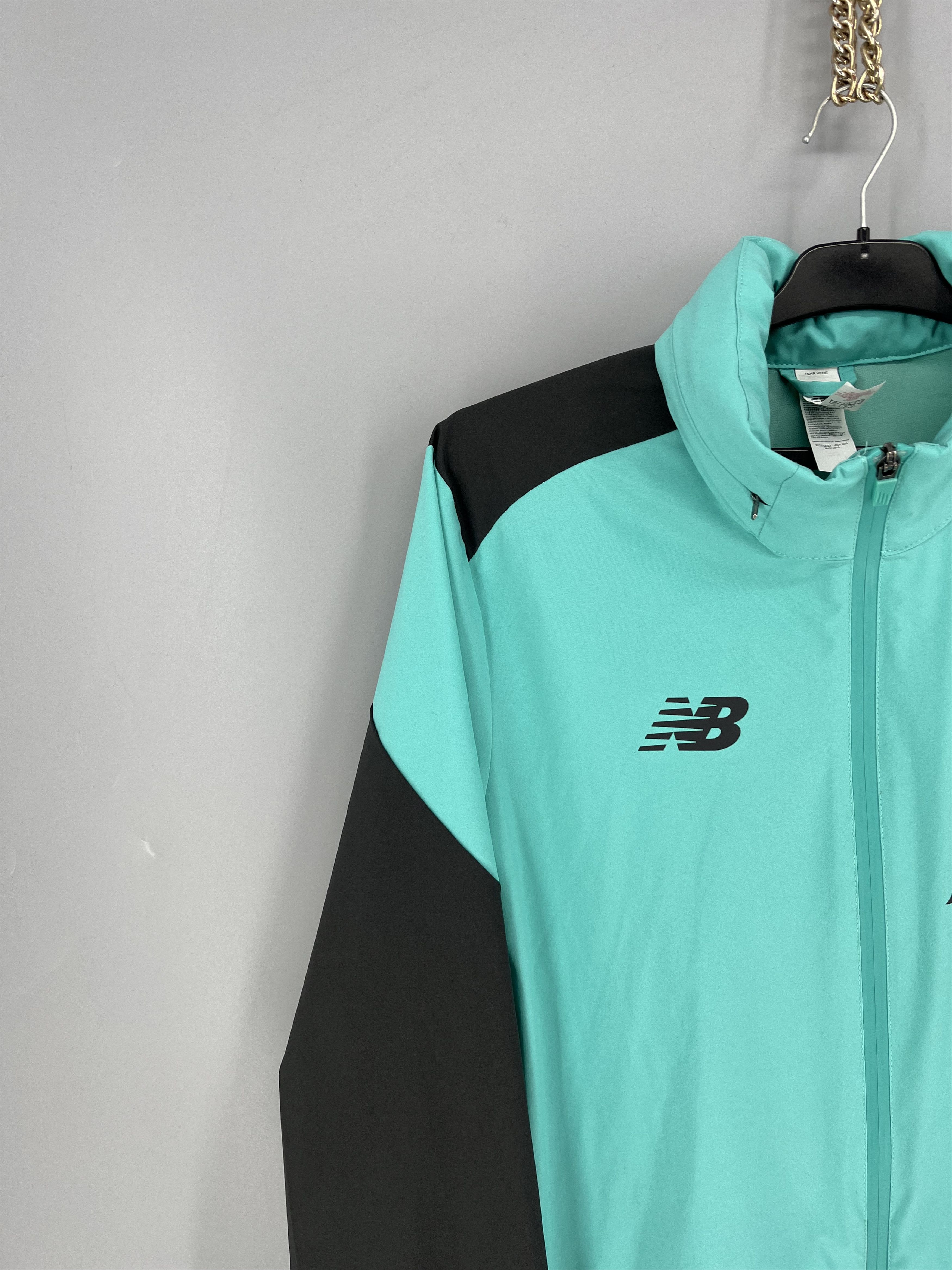 New Balance Official New Balance Liverpool FC Jacket c/w Hood Football Size US M / EU 48-50 / 2 - 2 Thumbnail