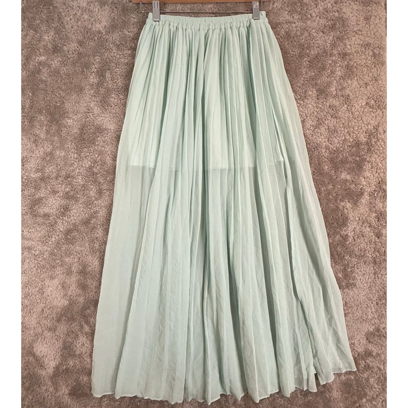 Victoria's Secret Victoria's Secret Mint Green Pleated Maxi Skirt 2 XS Size 26" / US 2 / IT 38 - 1 Thumbnail