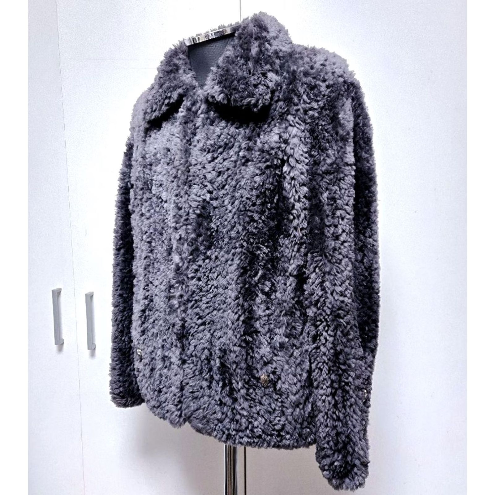Vintage VINTAGE Paula Lishman Canadian-made beaver jacket Size M Women's Jacket Gray Overcoat Fur Canada M Women Size M / US 6-8 / IT 42-44 - 2 Thumbnail