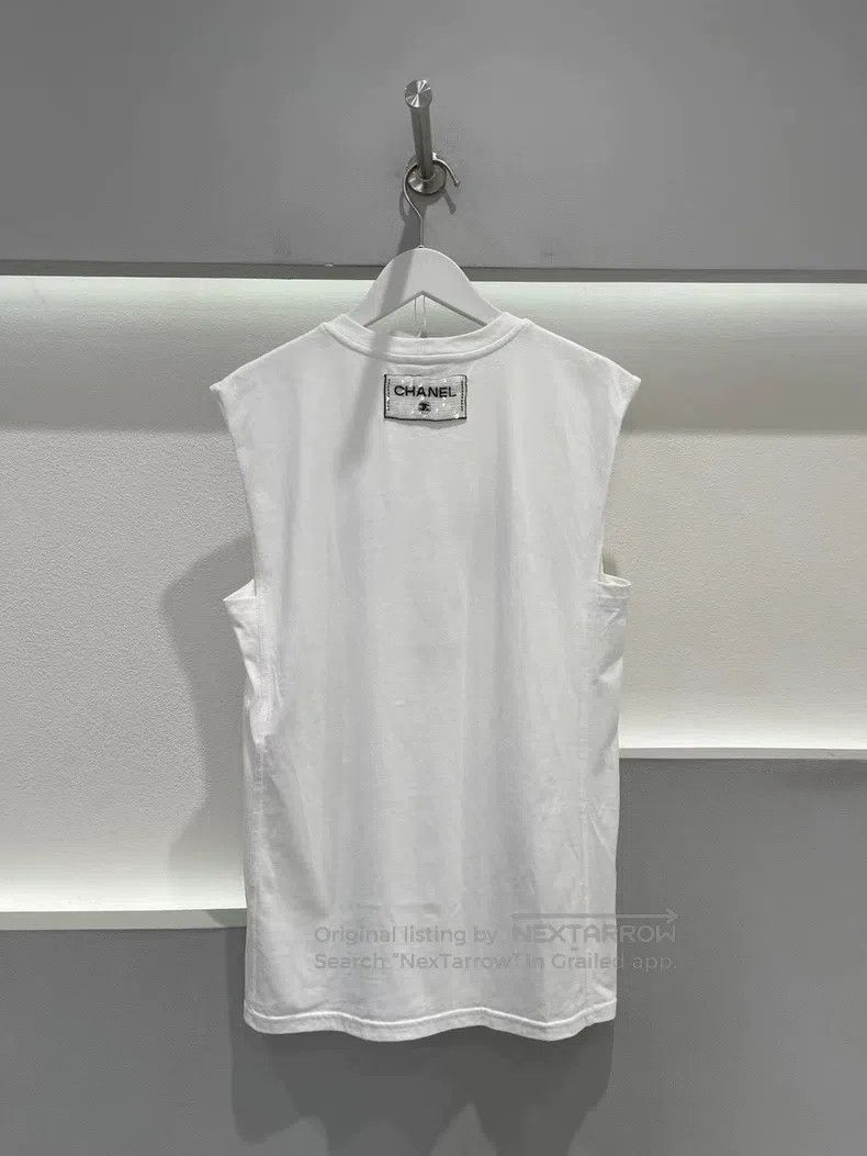 Chanel Chanel Portrait vest Size XS / US 0-2 / IT 36-38 - 2 Thumbnail