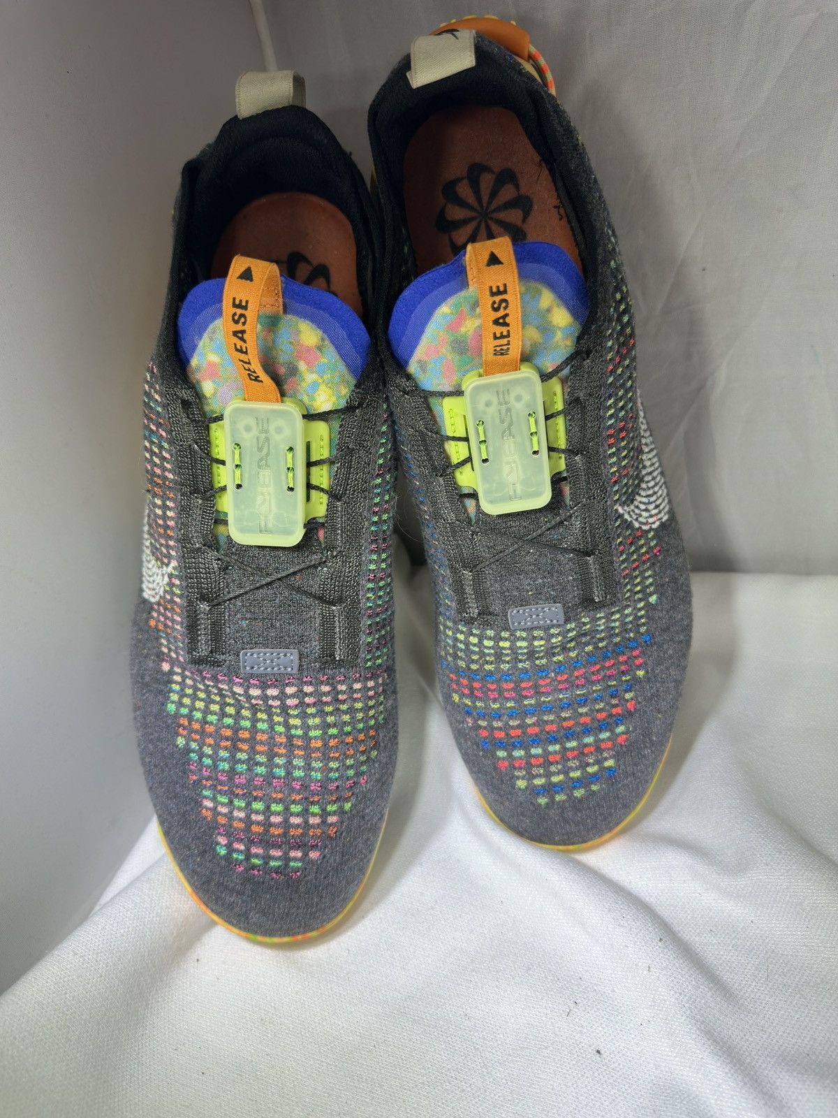 Nike Nike Air VaporMax 2020 Flyknit Iron Grey 2020 Men’s 11.5 Size US 11.5 / EU 44-45 - 6 Thumbnail