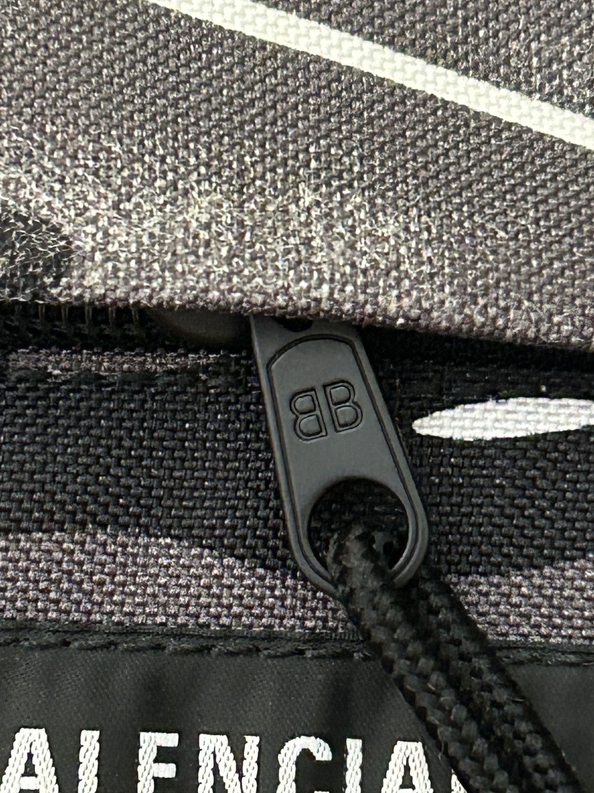 Balenciaga Balenciaga Explorer camouflage-print Backpack Size ONE SIZE - 5 Thumbnail