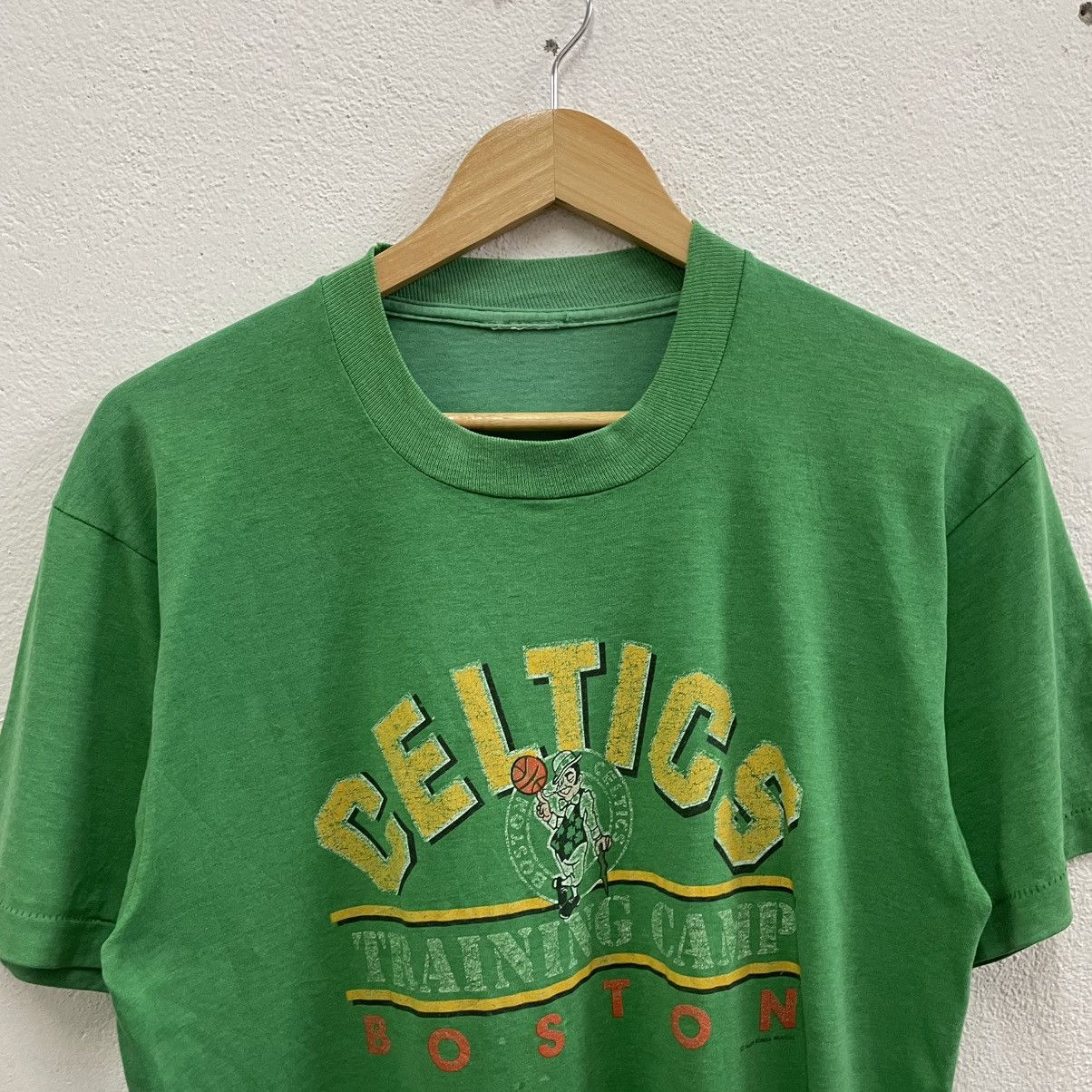 NBA × Salem Sportswear × Vintage 🔥Vintage 80s Celtics Boston NBA Product Sporstwear Tee Size US M / EU 48-50 / 2 - 4 Thumbnail